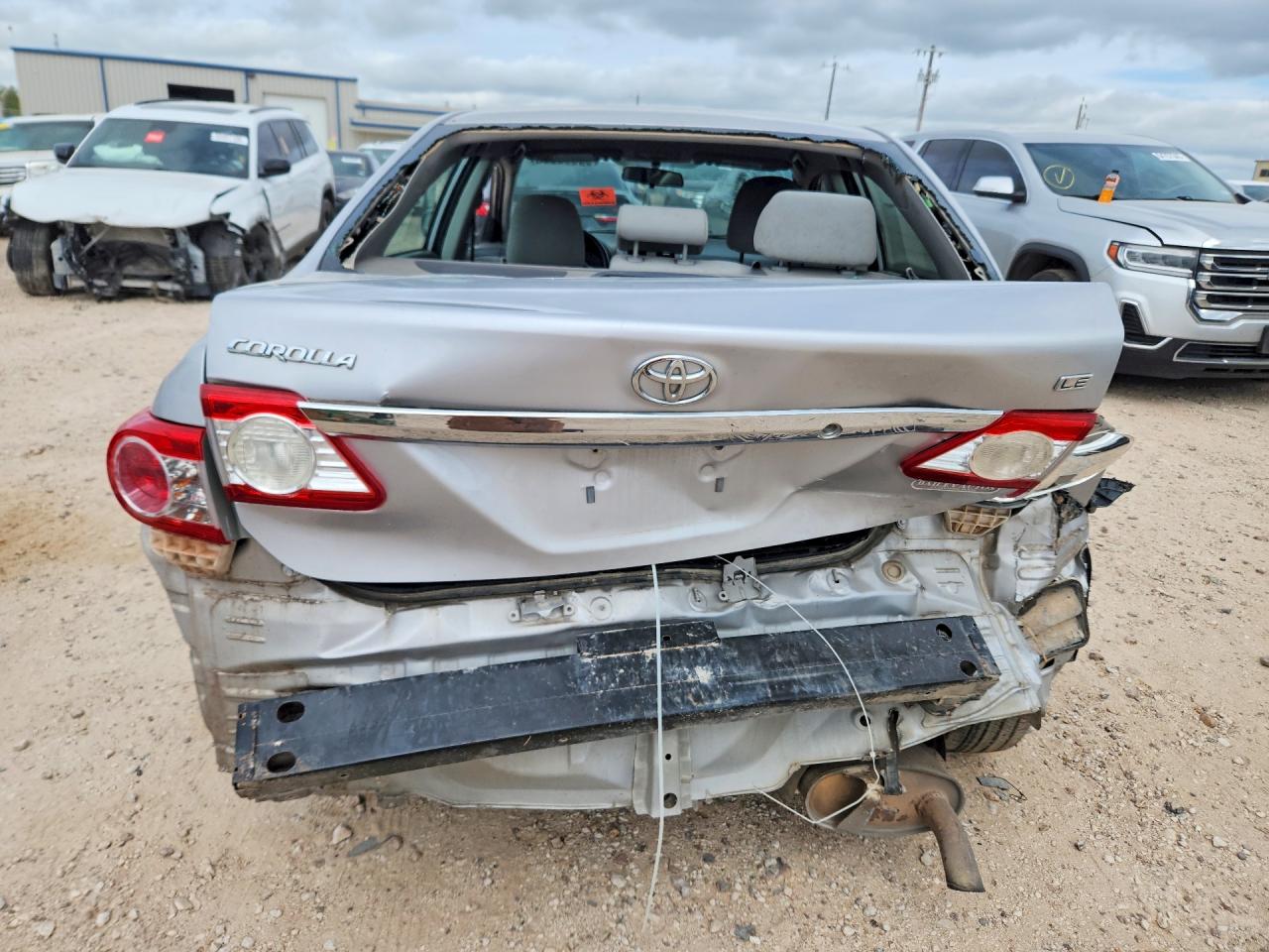 2011 Toyota Corolla Le Silver vin: 2T1BU4EE0BC545679