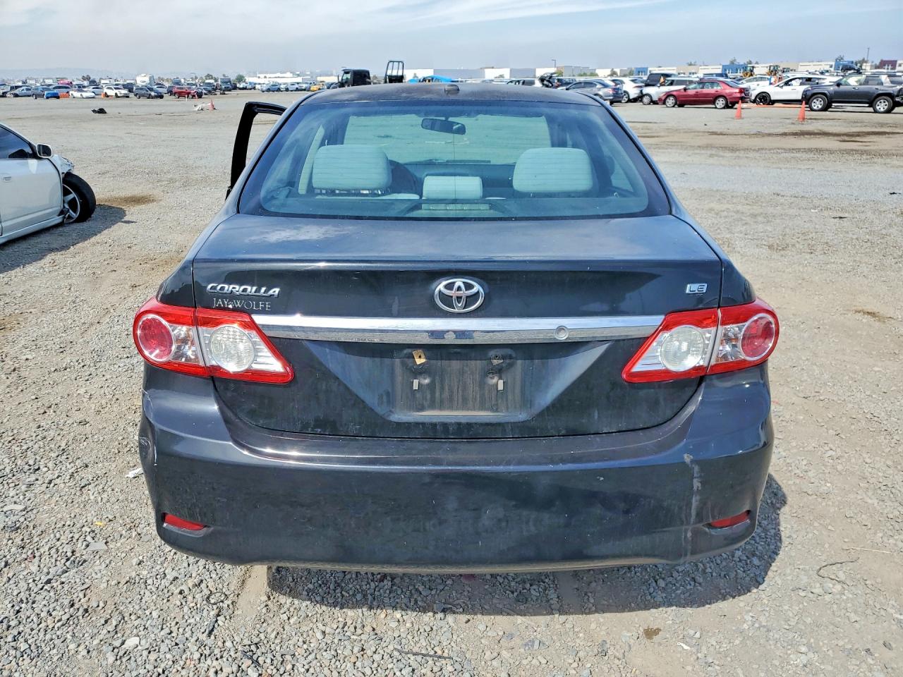 2011 Toyota Corolla Le Black vin: 2T1BU4EE0BC574261
