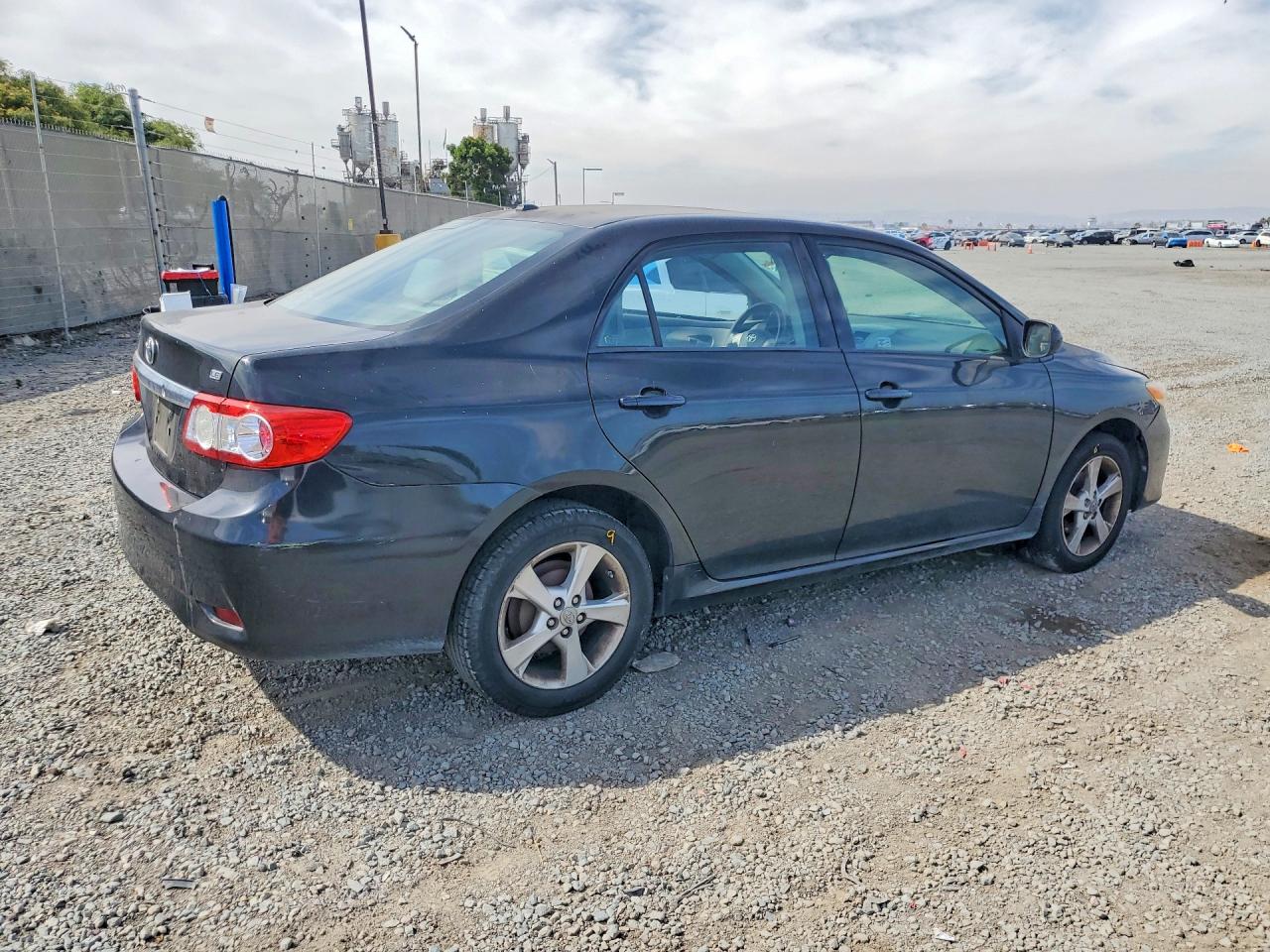 2011 Toyota Corolla Le Black vin: 2T1BU4EE0BC574261