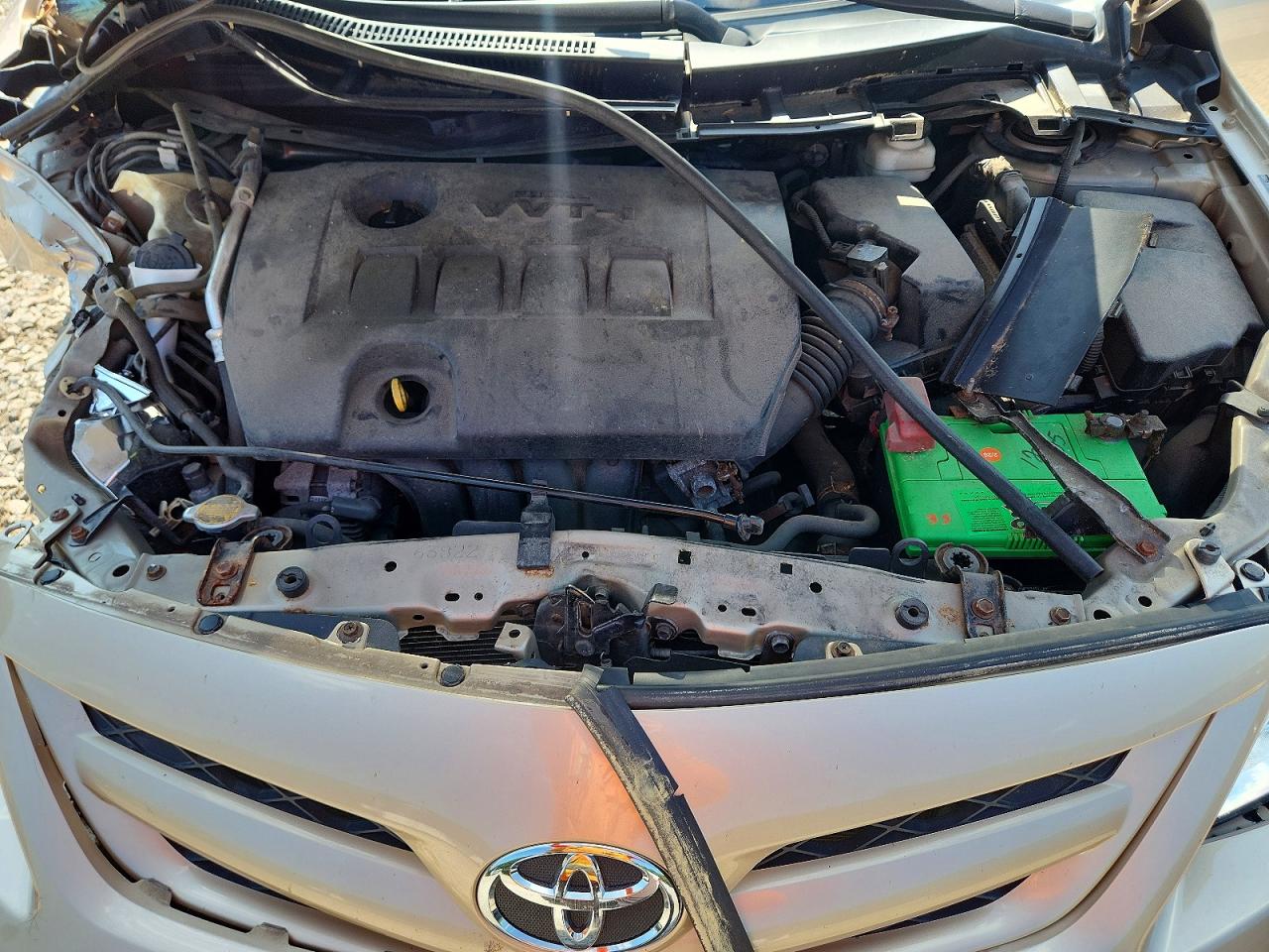 2011 Toyota Corolla Le Gold vin: 2T1BU4EE0BC578908