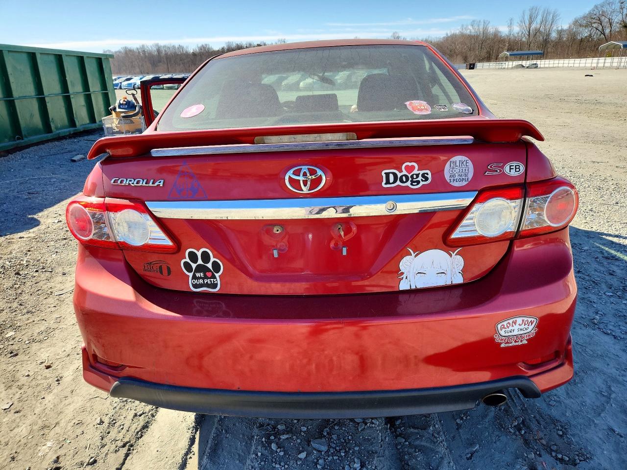 2011 Toyota Corolla Base Red vin: 2T1BU4EE0BC579573
