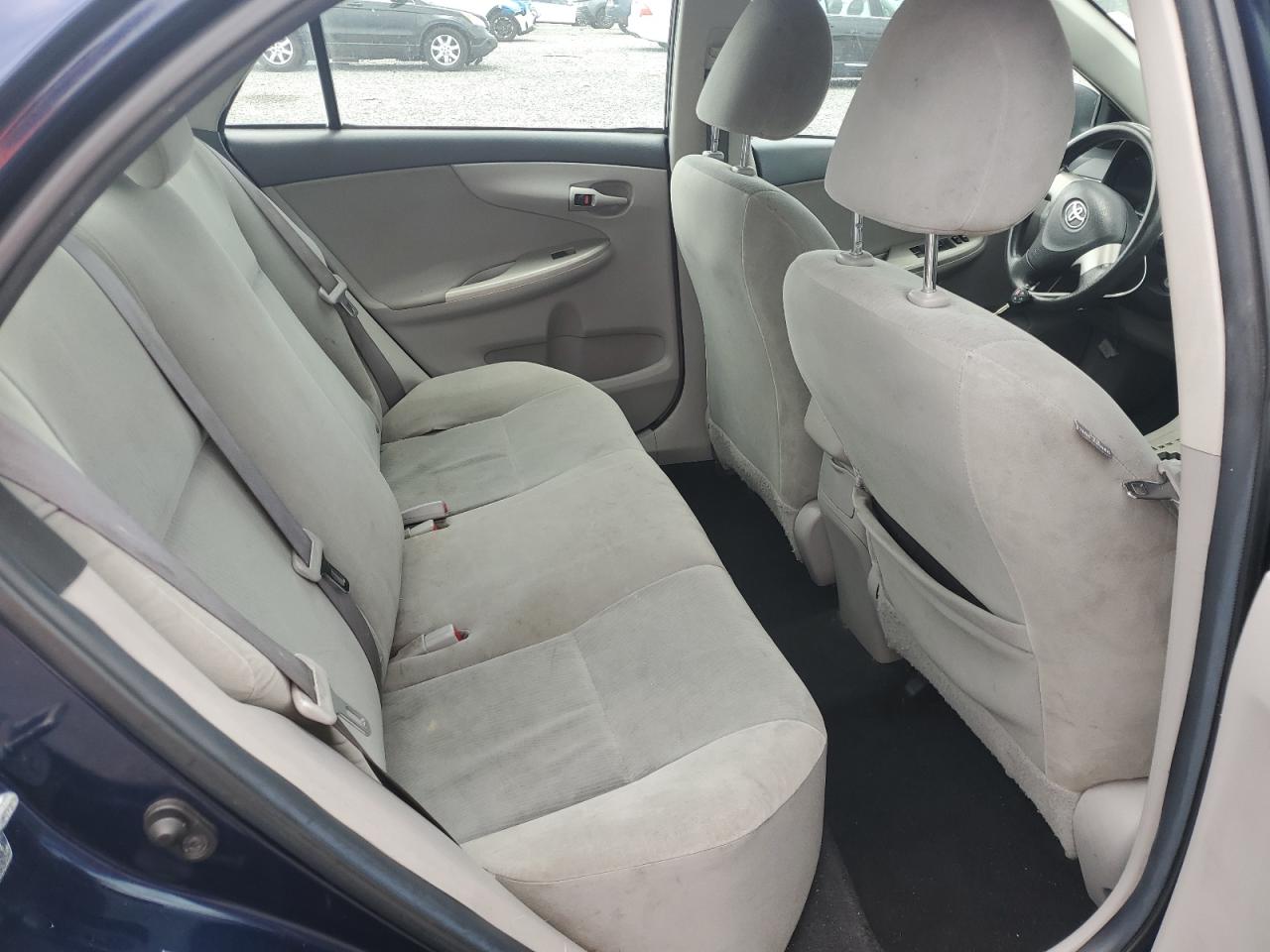 2011 Toyota Corolla Le Blue vin: 2T1BU4EE0BC582330