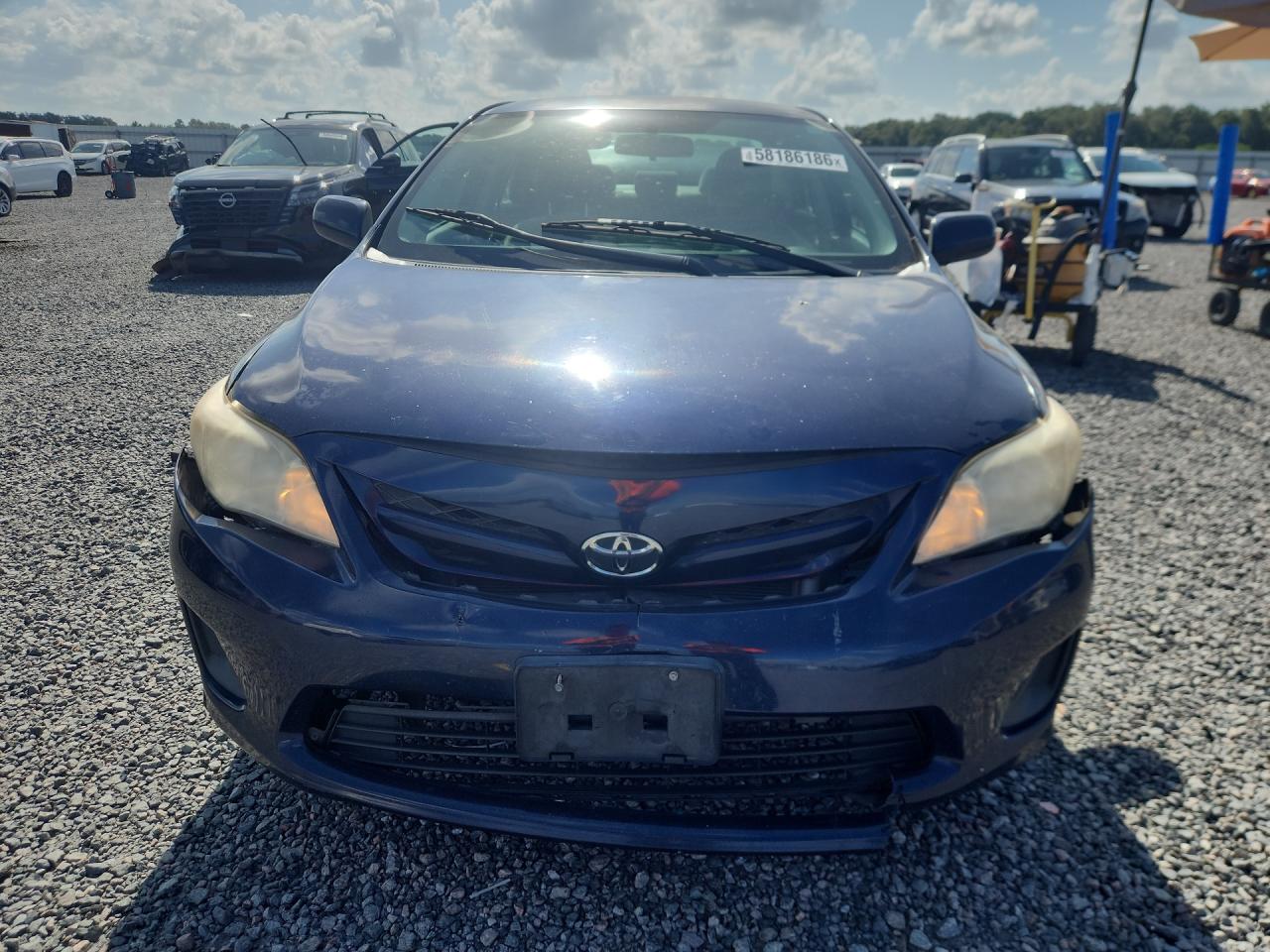 2011 Toyota Corolla Le Blue vin: 2T1BU4EE0BC582330