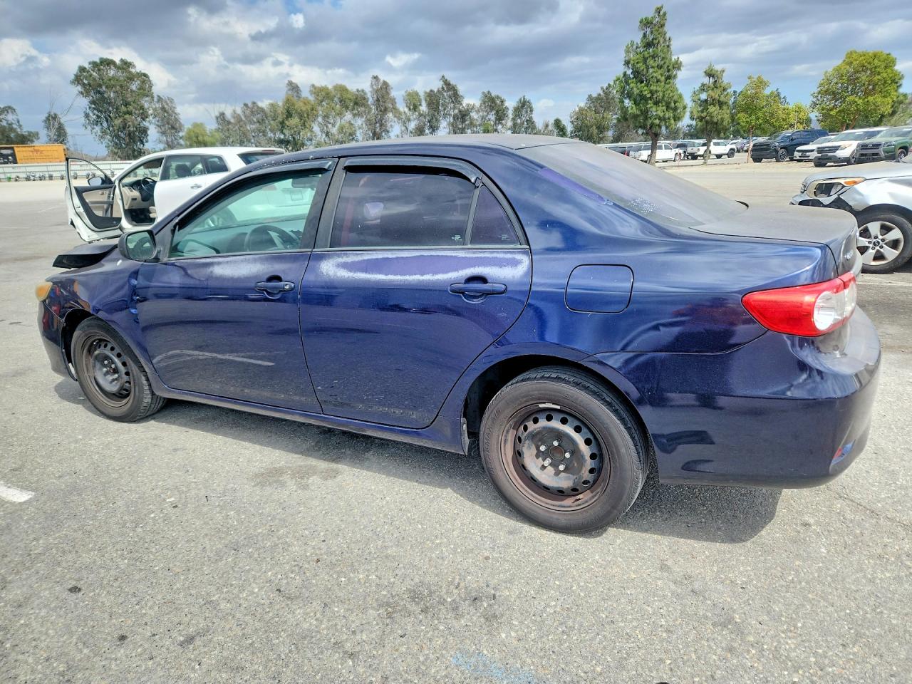 2011 Toyota Corolla Le Blue vin: 2T1BU4EE0BC583171