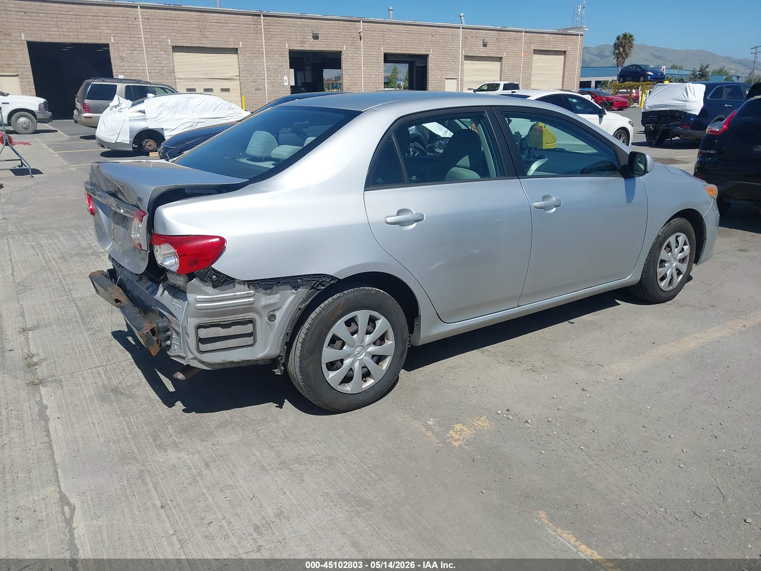 2011 Toyota Corolla Le Silver vin: 2T1BU4EE0BC591917