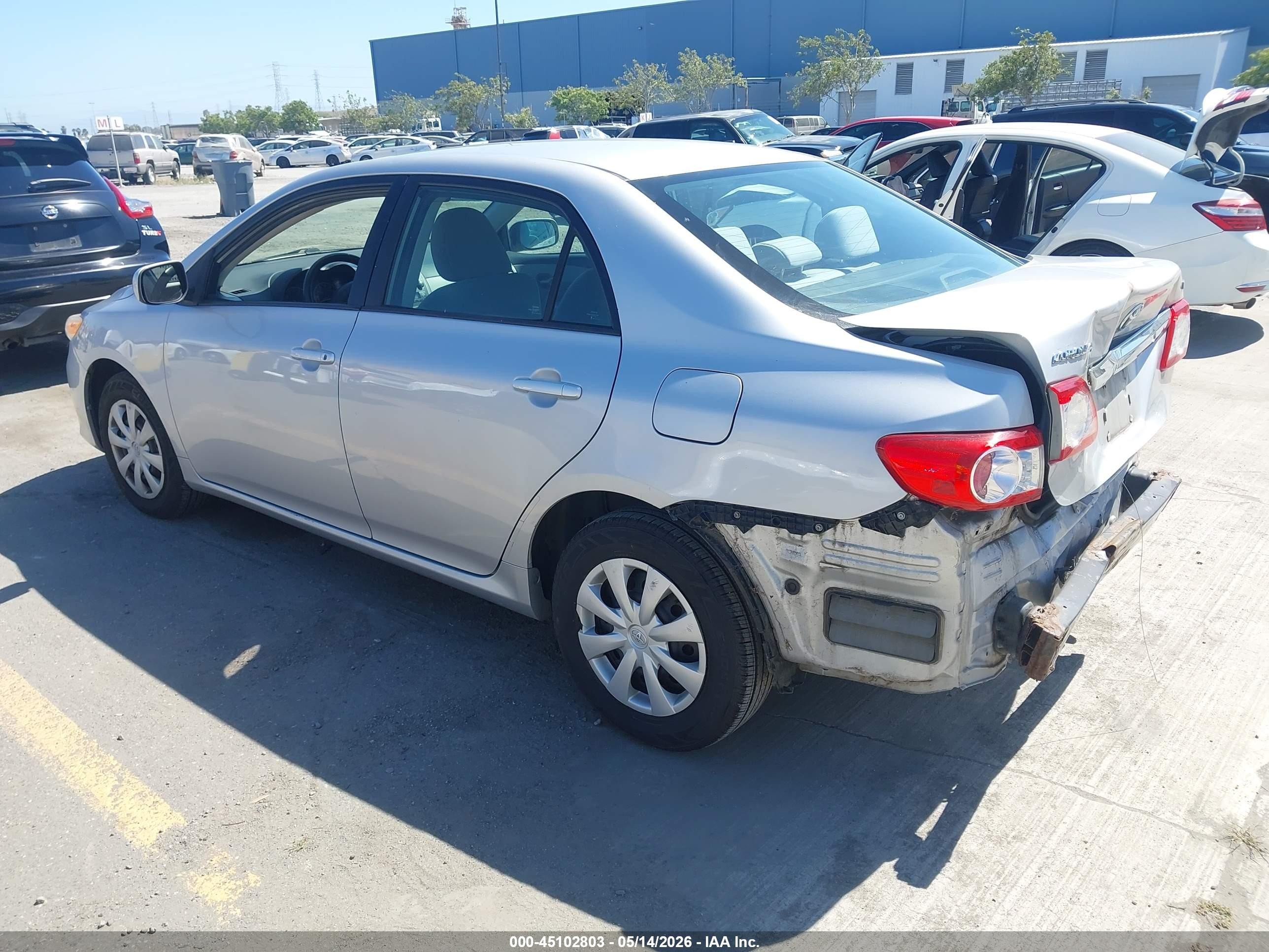 2011 Toyota Corolla Le Silver vin: 2T1BU4EE0BC591917