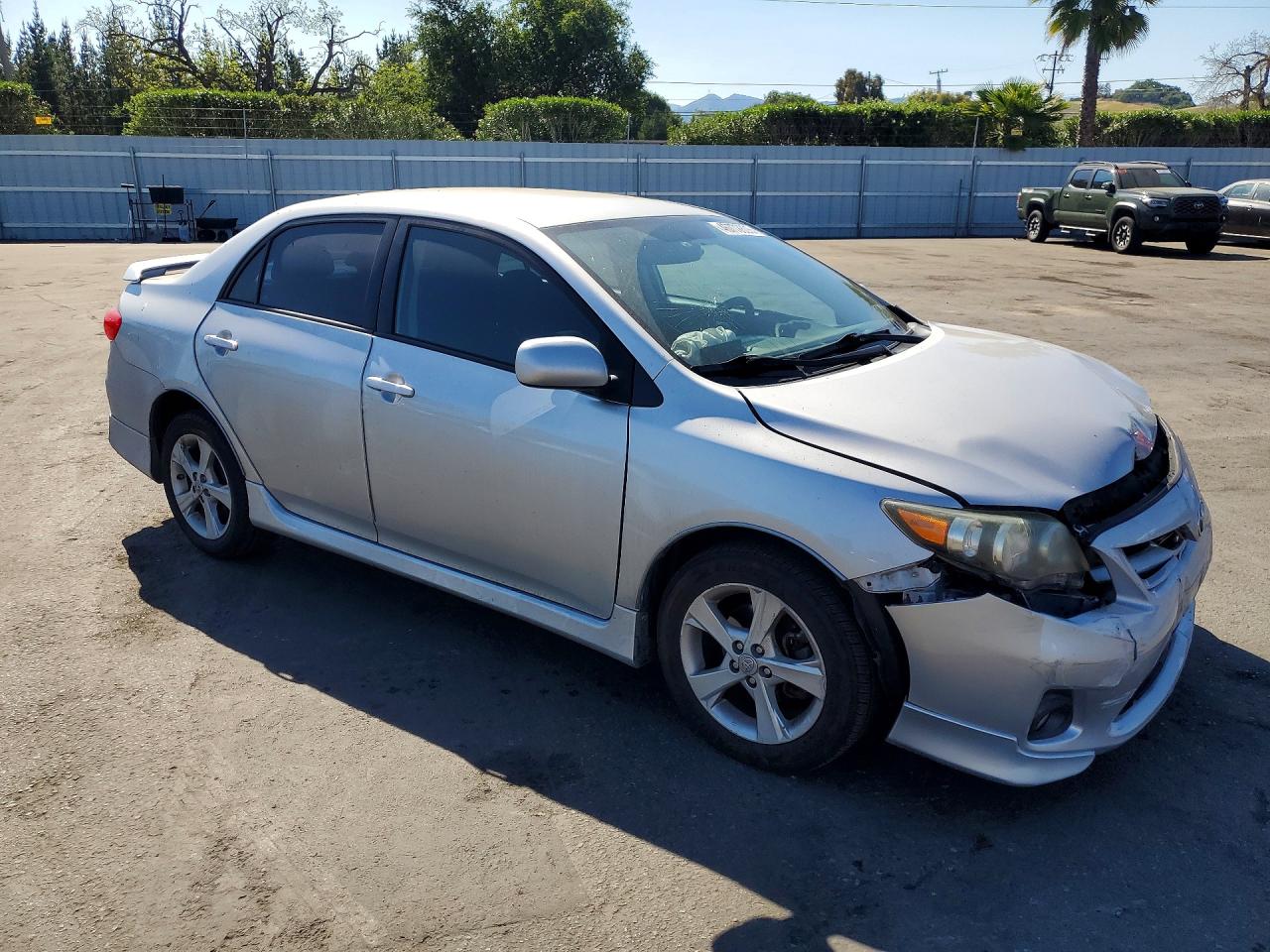 2011 Toyota Corolla S Silver vin: 2T1BU4EE0BC598284