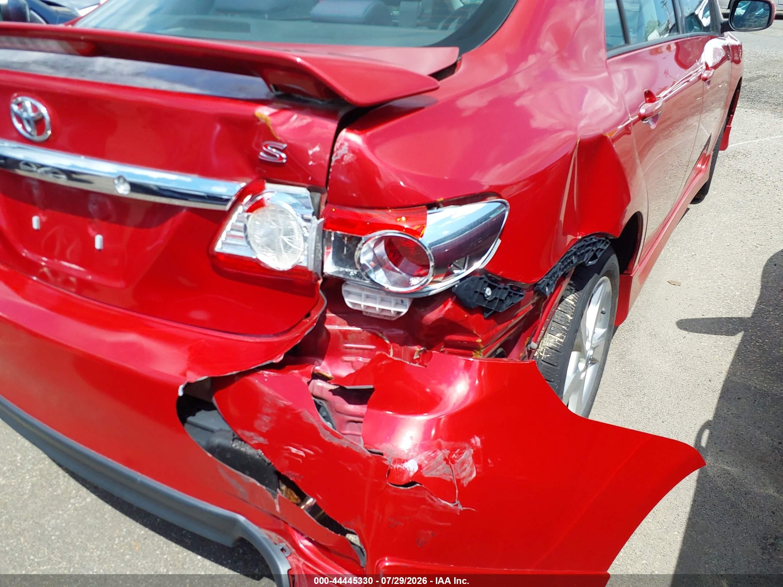 2011 Toyota Corolla S Red vin: 2T1BU4EE0BC605816