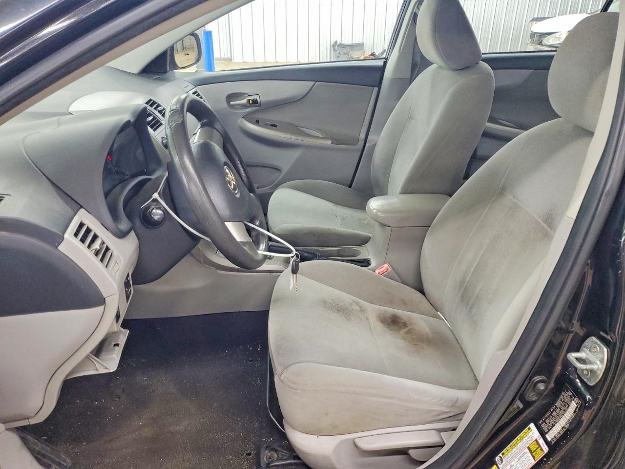 2011 Toyota Corolla  Le Черный vin: 2T1BU4EE0BC615102