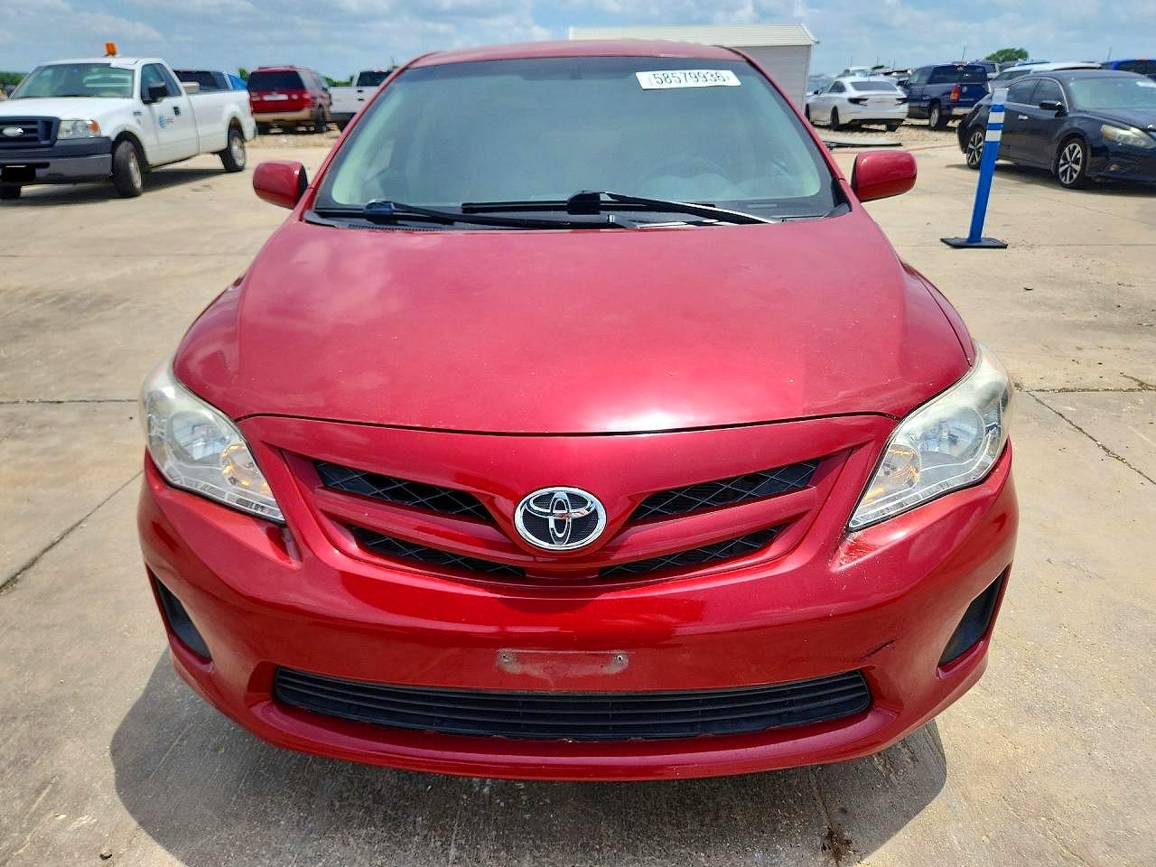 2011 Toyota Corolla Le Красный vin: 2T1BU4EE0BC628058