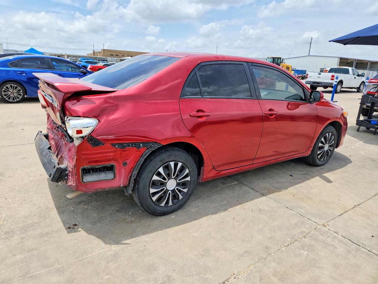 2011 Toyota Corolla Le Красный vin: 2T1BU4EE0BC628058