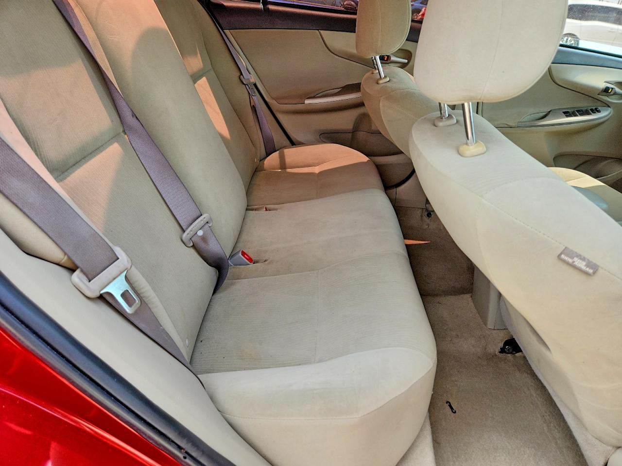 2011 Toyota Corolla Le Красный vin: 2T1BU4EE0BC628058