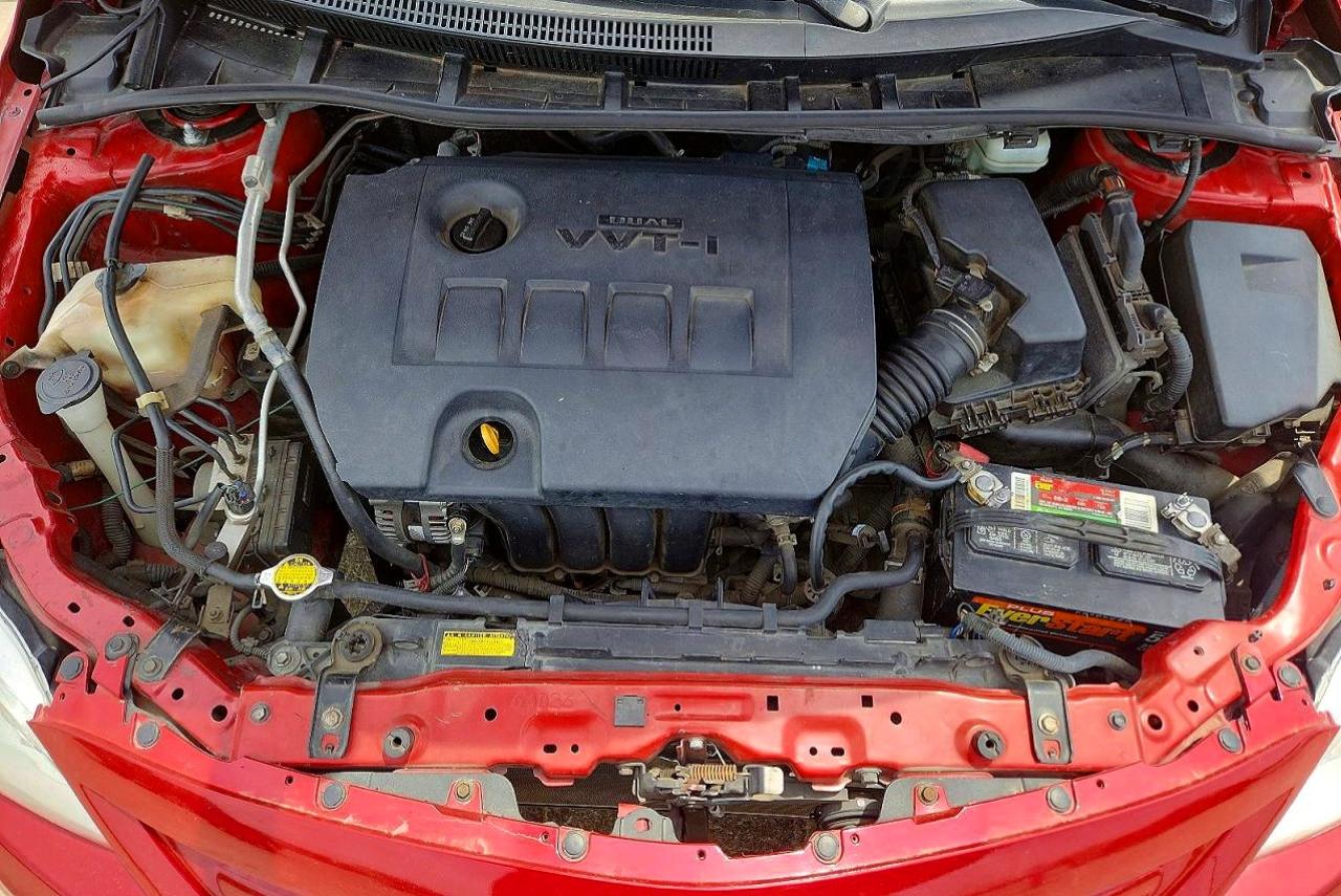 2011 Toyota Corolla Le Красный vin: 2T1BU4EE0BC628058