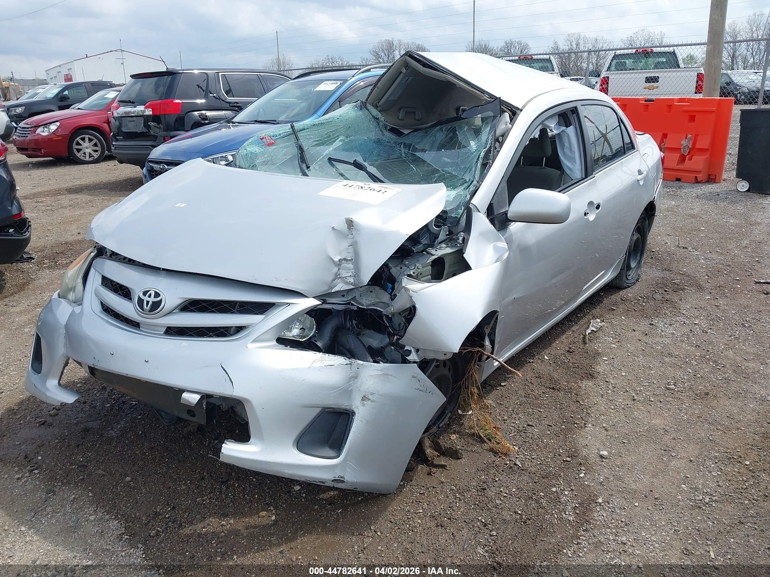 2011 Toyota Corolla Le Silver vin: 2T1BU4EE0BC646558