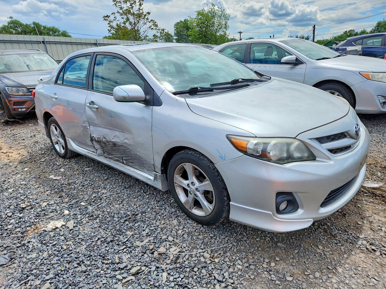 2011 Toyota Corolla S Silver vin: 2T1BU4EE0BC653509