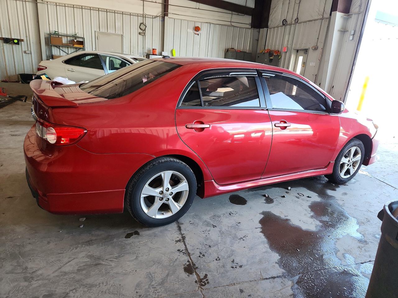2011 Toyota Corolla S Red vin: 2T1BU4EE0BC665532