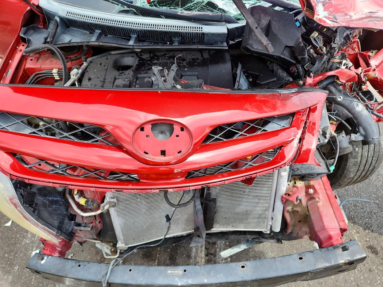 2011 Toyota Corolla S Red vin: 2T1BU4EE0BC675218