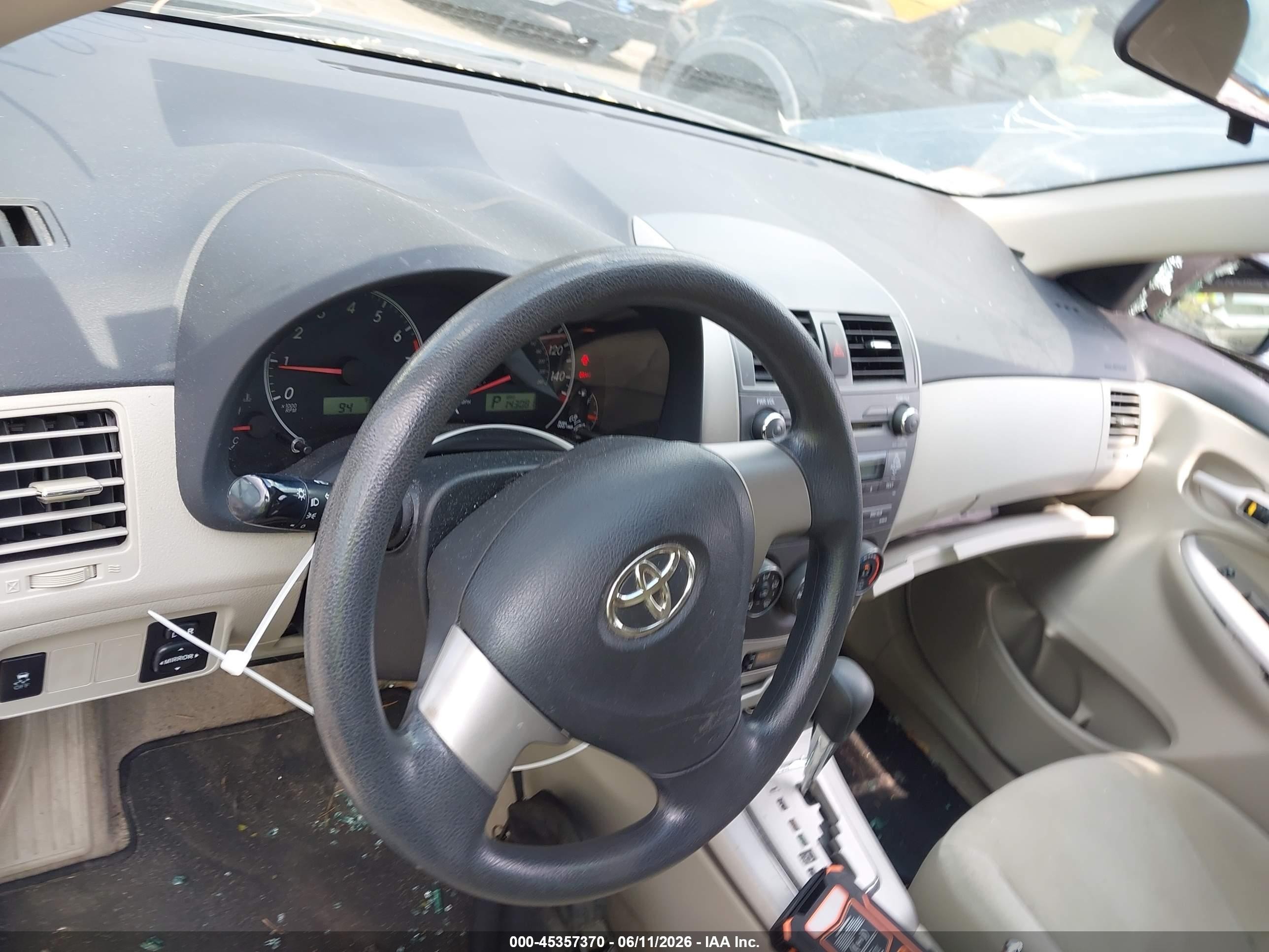 2011 Toyota Corolla Le Black vin: 2T1BU4EE0BC679785