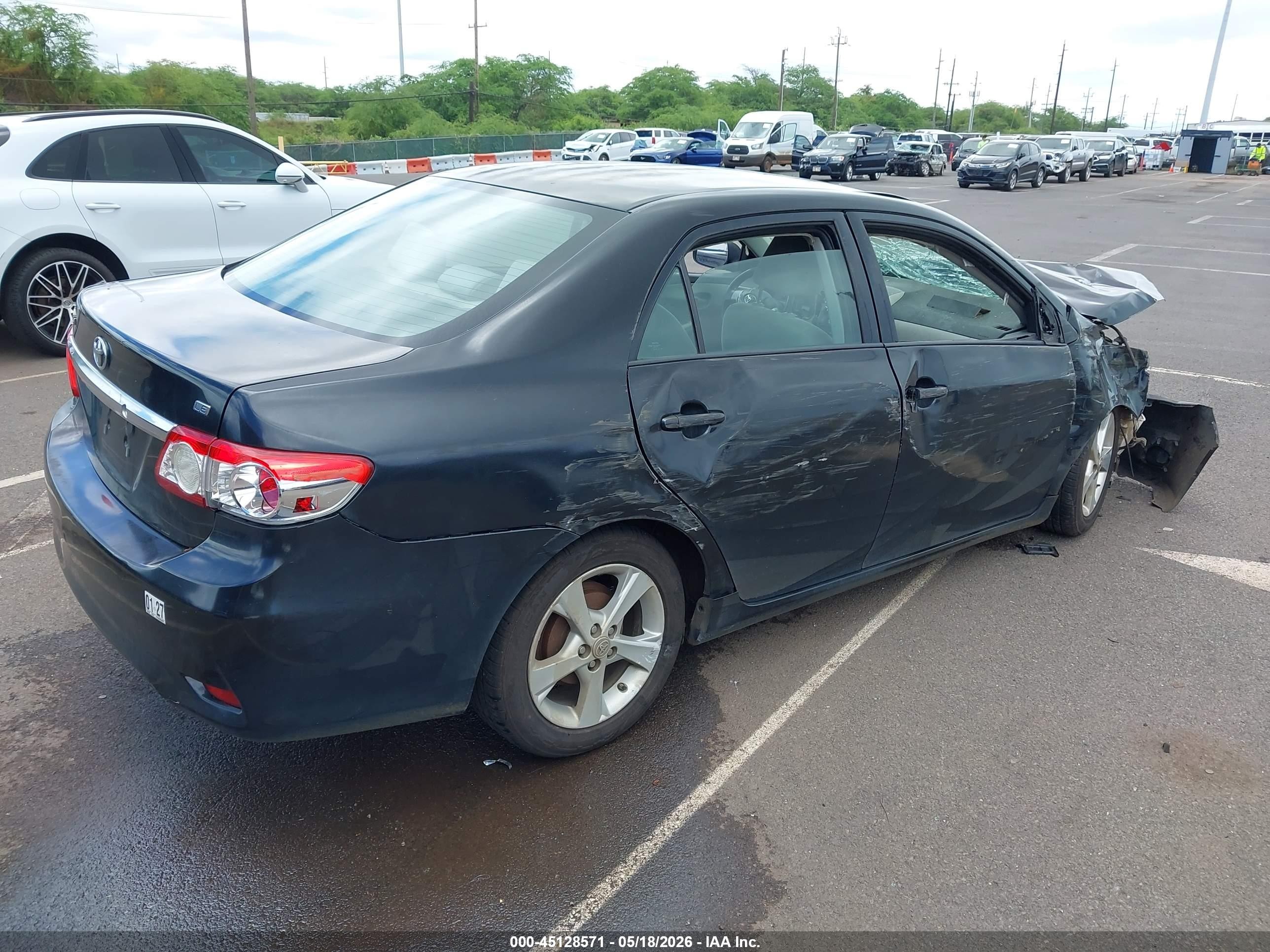 2011 Toyota Corolla Le Черный vin: 2T1BU4EE0BC689216