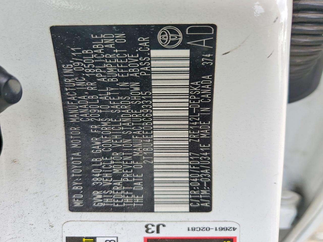 2011 Toyota Corolla S White vin: 2T1BU4EE0BC693315