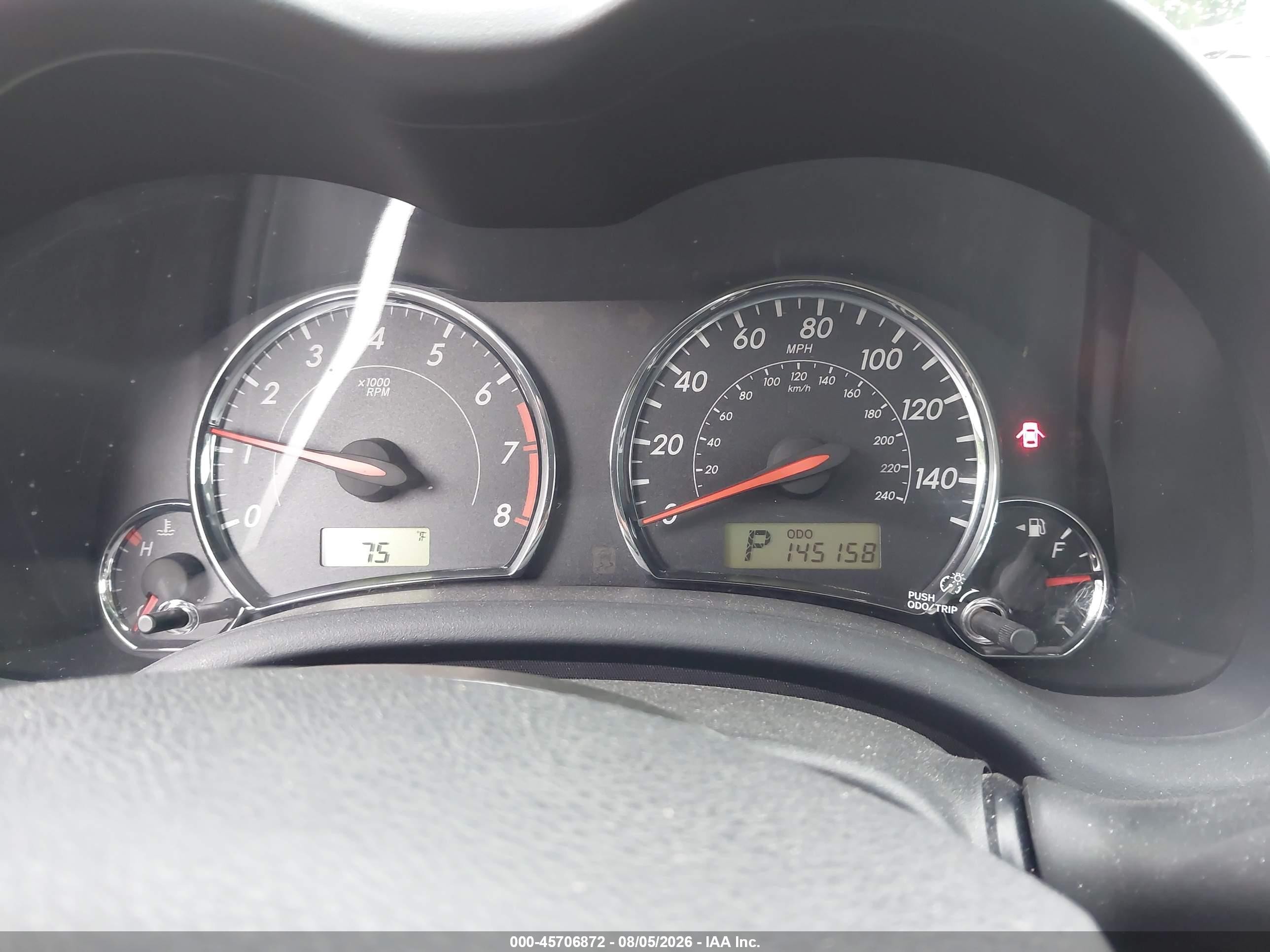 2011 Toyota Corolla S White vin: 2T1BU4EE0BC696022