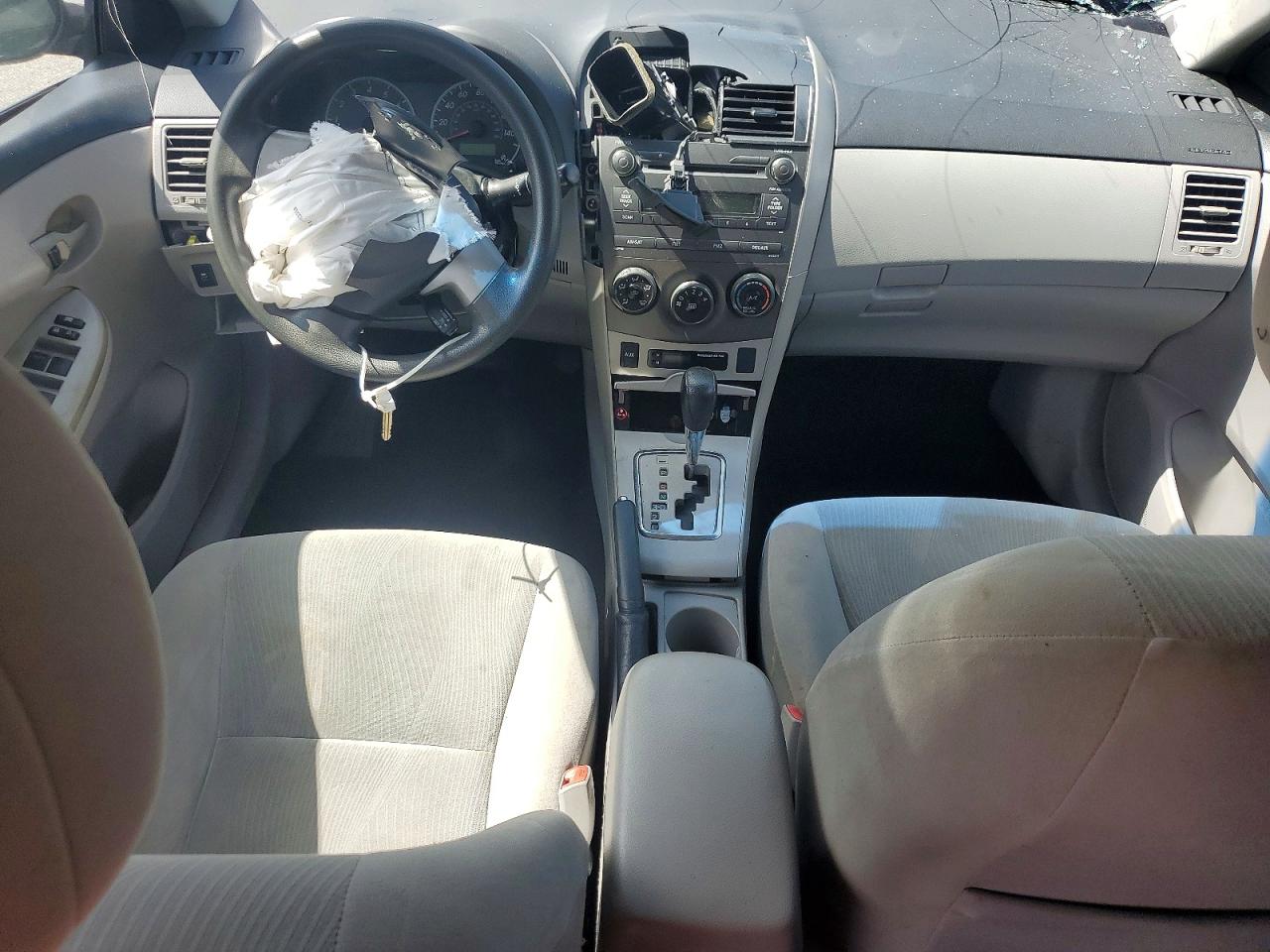 2011 Toyota Corolla Le Blue vin: 2T1BU4EE0BC701185