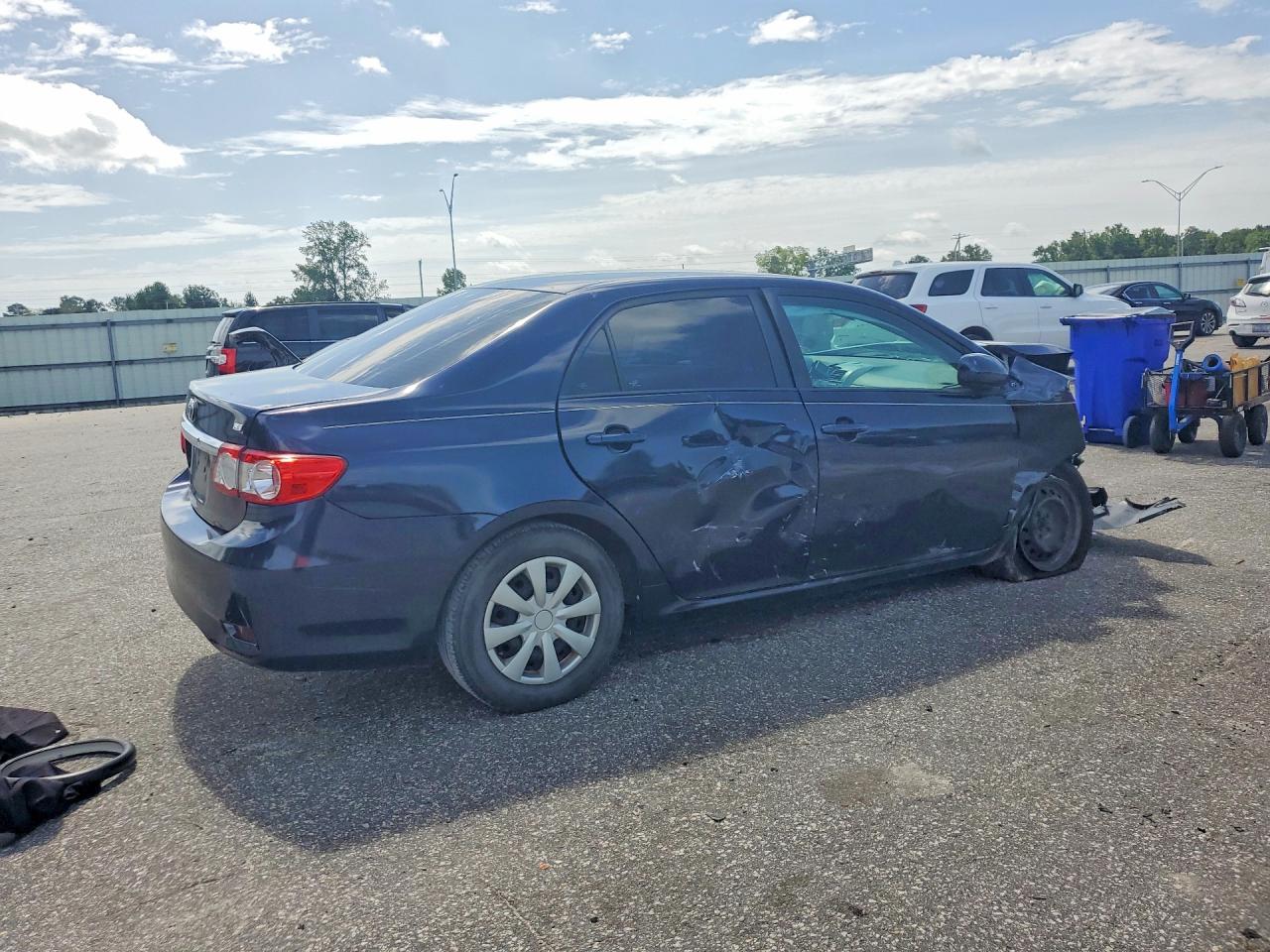 2011 Toyota Corolla Le Blue vin: 2T1BU4EE0BC701185