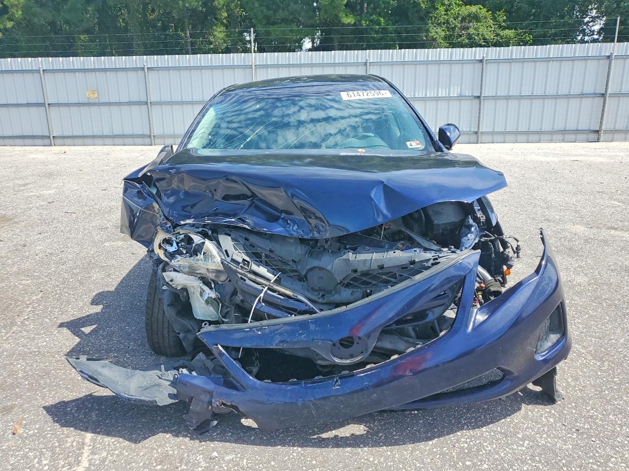 2011 Toyota Corolla Le Blue vin: 2T1BU4EE0BC701185