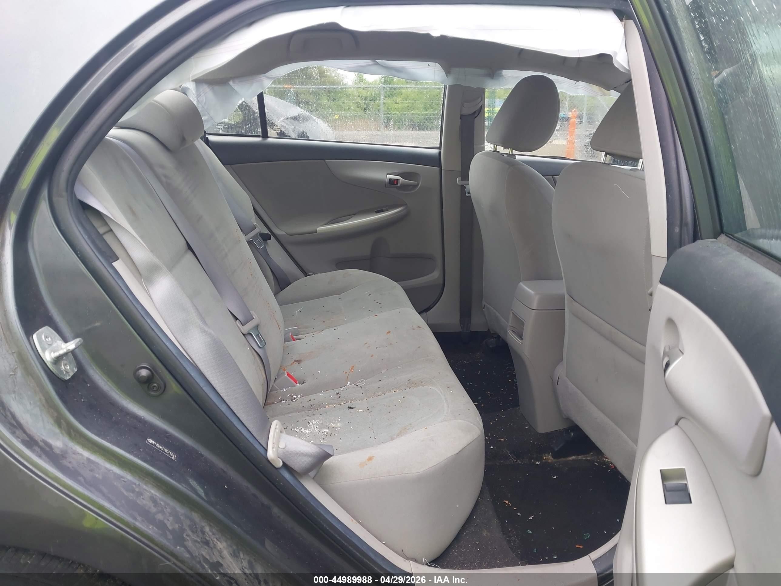 2011 Toyota Corolla Le Gray vin: 2T1BU4EE0BC715541