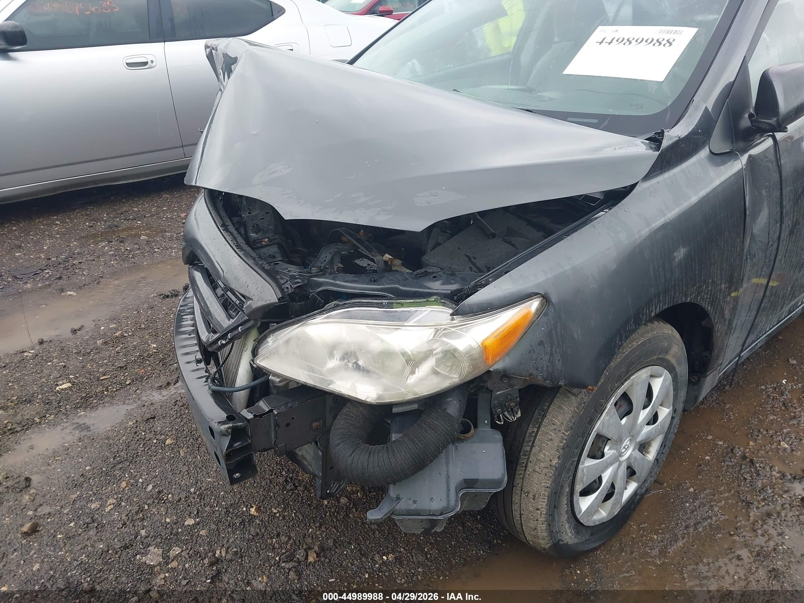 2011 Toyota Corolla Le Gray vin: 2T1BU4EE0BC715541