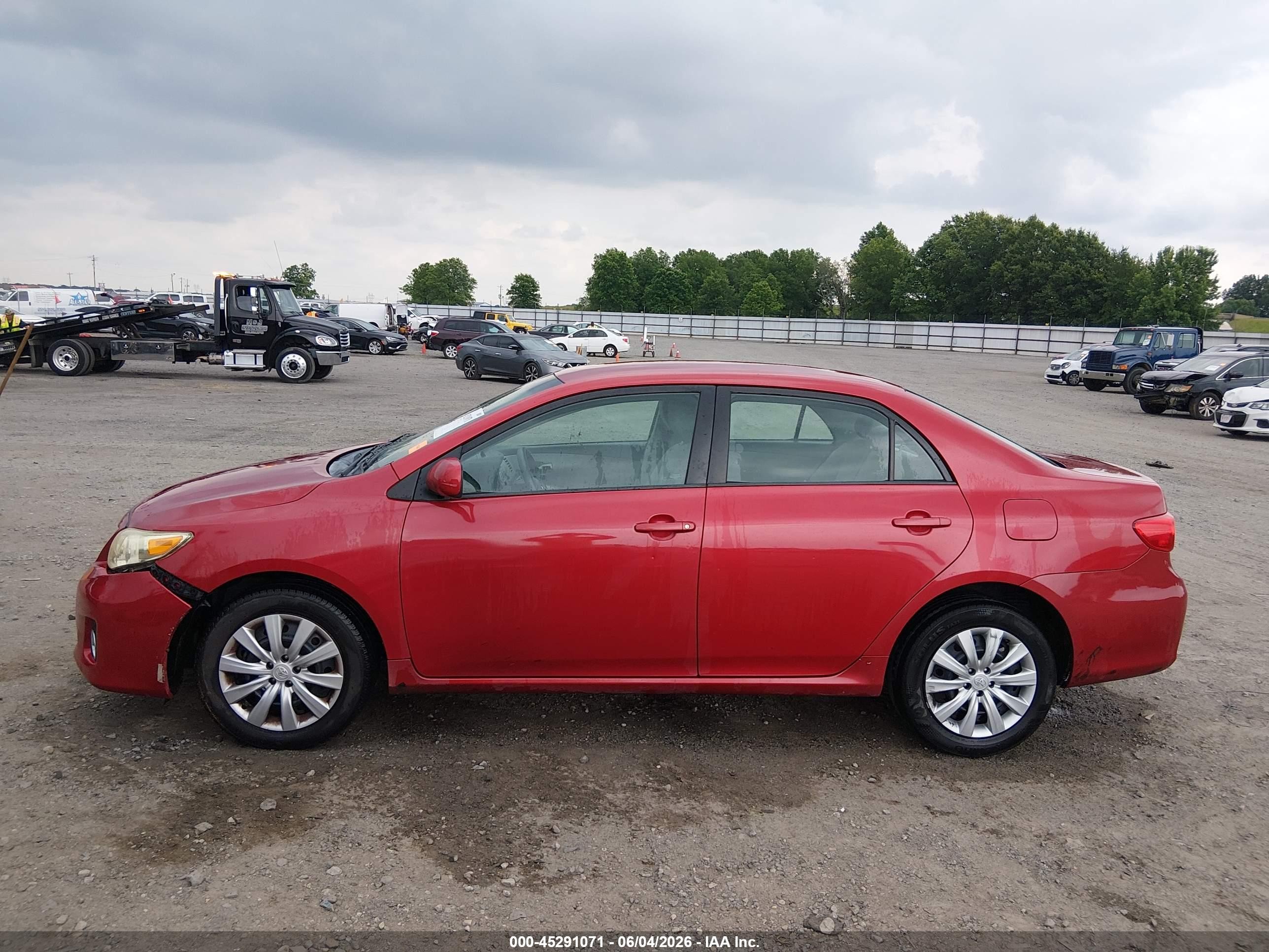 2012 Toyota Corolla Le Red vin: 2T1BU4EE0CC760710