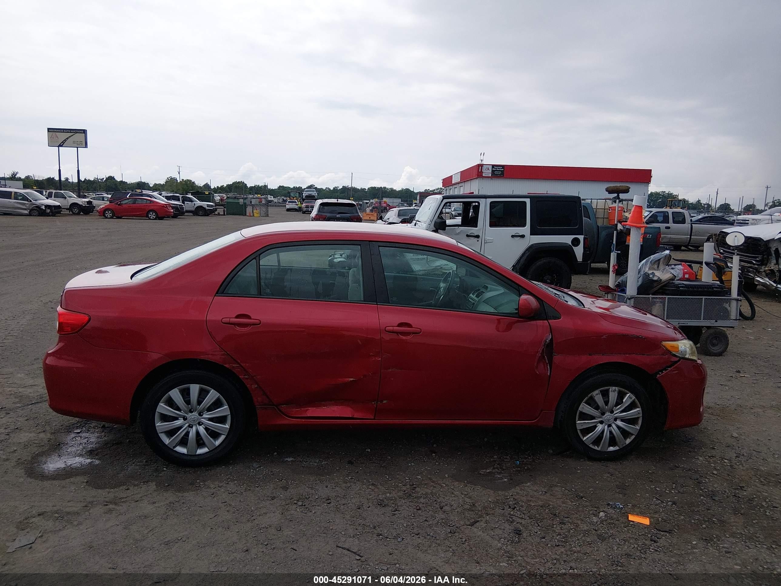 2012 Toyota Corolla Le Red vin: 2T1BU4EE0CC760710