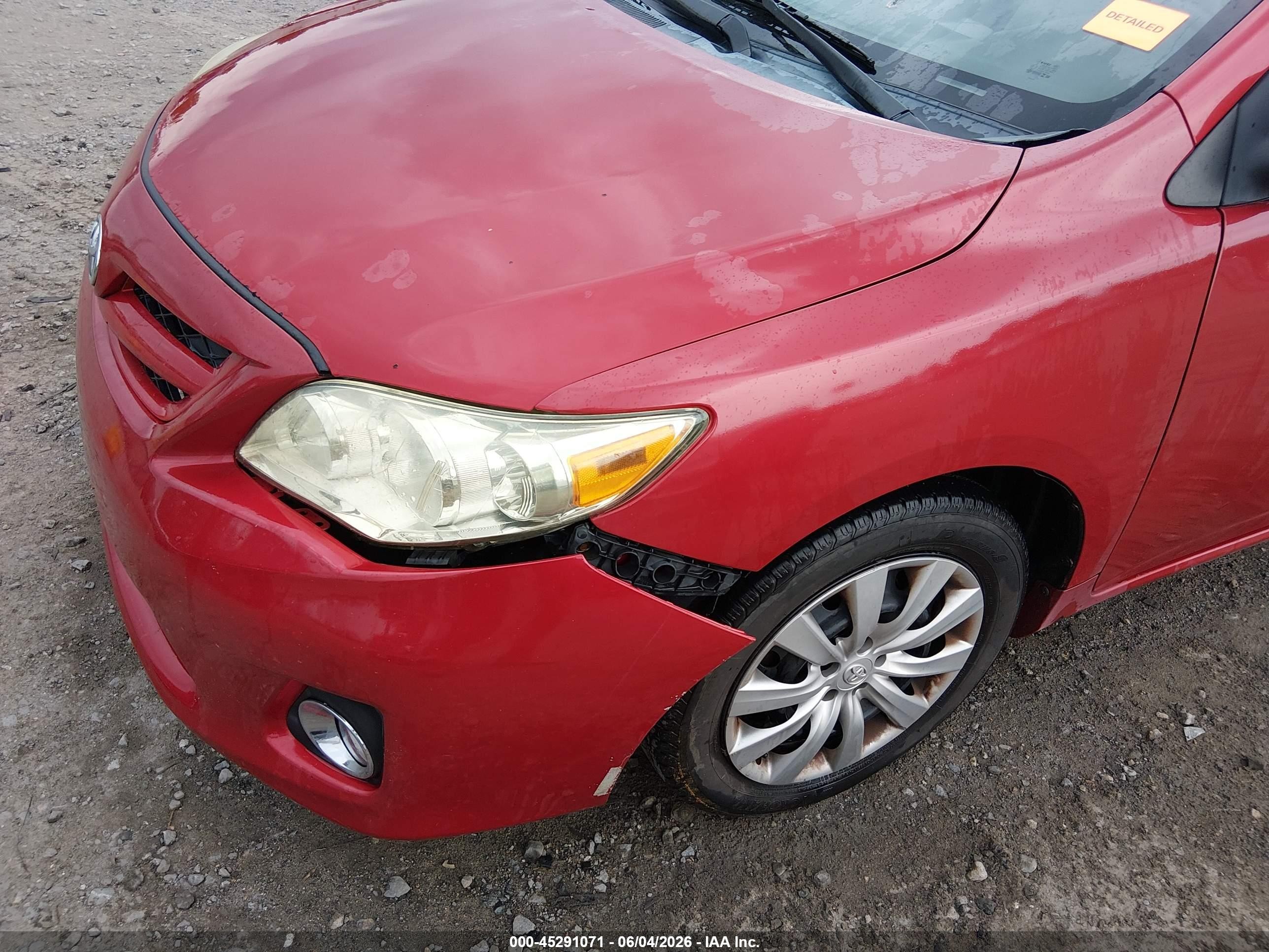 2012 Toyota Corolla Le Red vin: 2T1BU4EE0CC760710