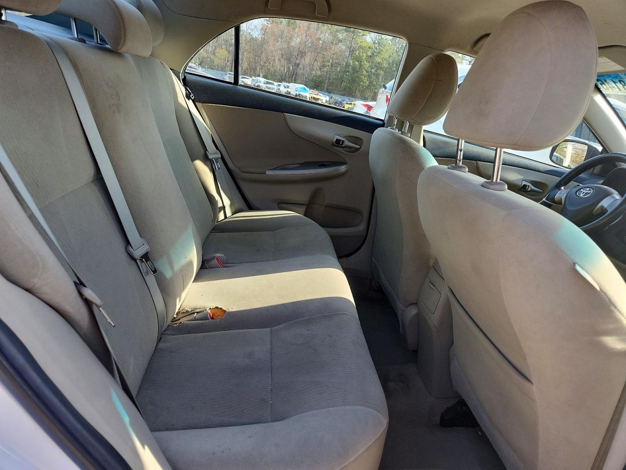 2012 Toyota Corolla Le White vin: 2T1BU4EE0CC765020