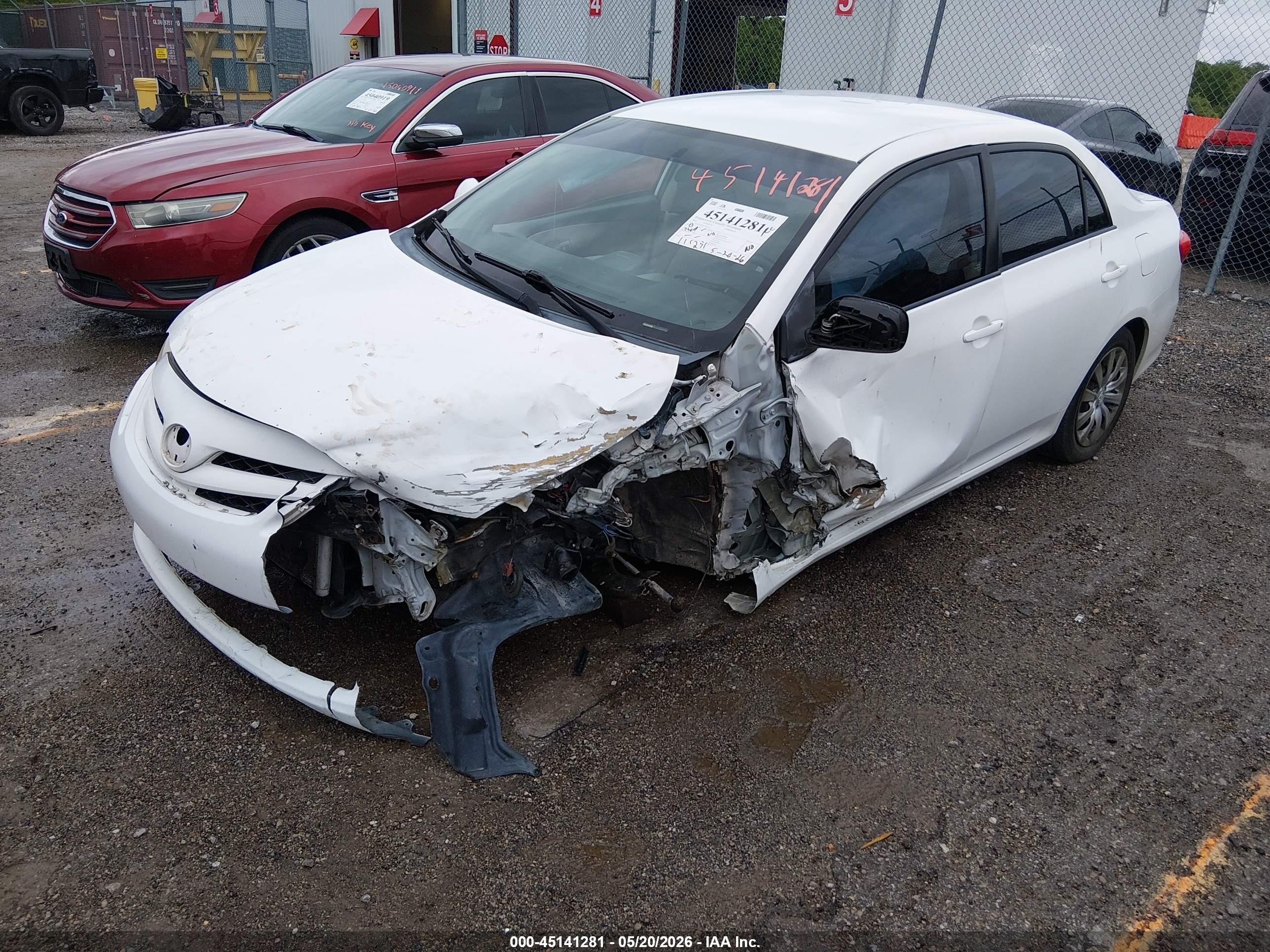 2012 Toyota Corolla Le White vin: 2T1BU4EE0CC766314