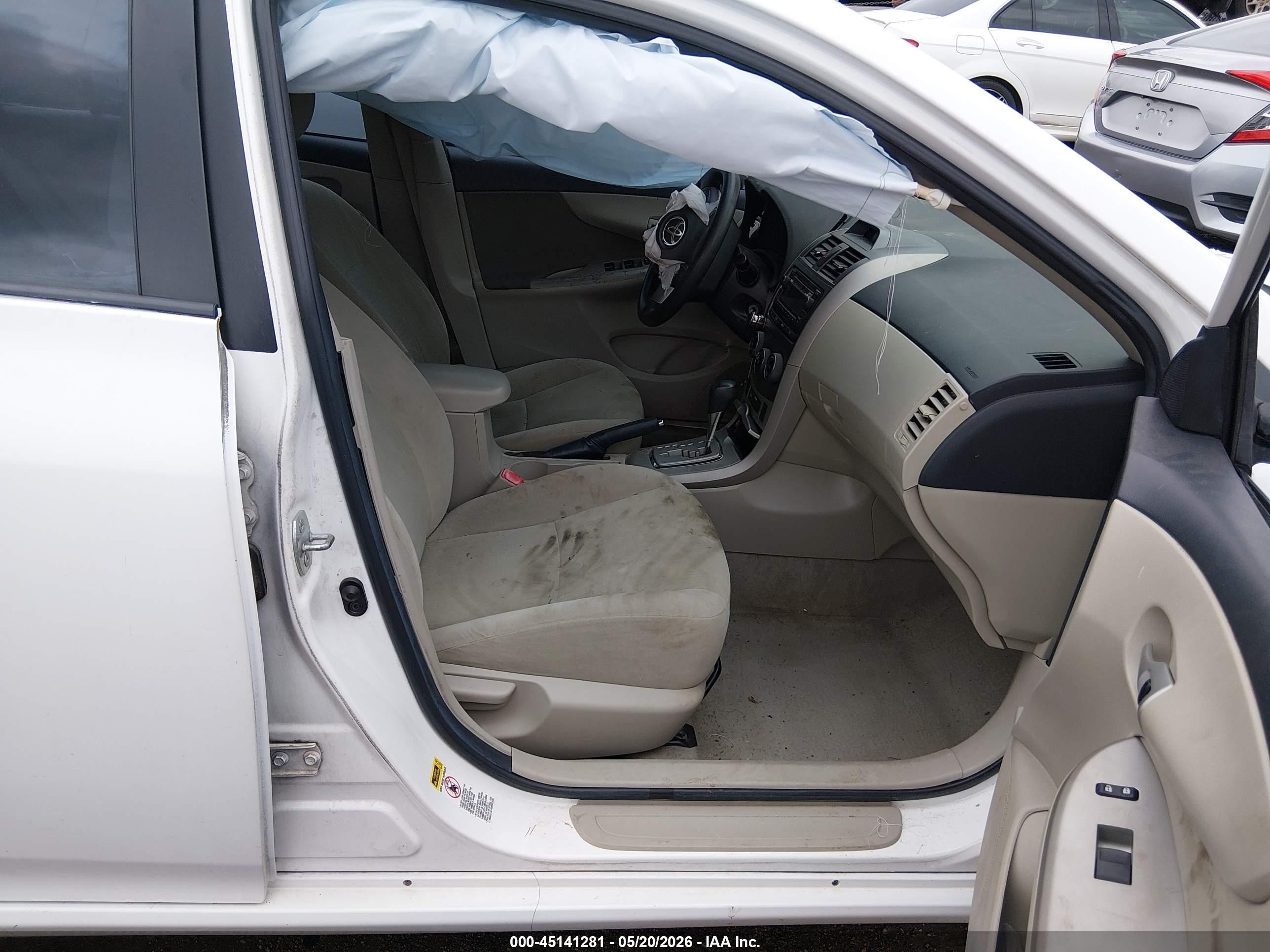 2012 Toyota Corolla Le White vin: 2T1BU4EE0CC766314