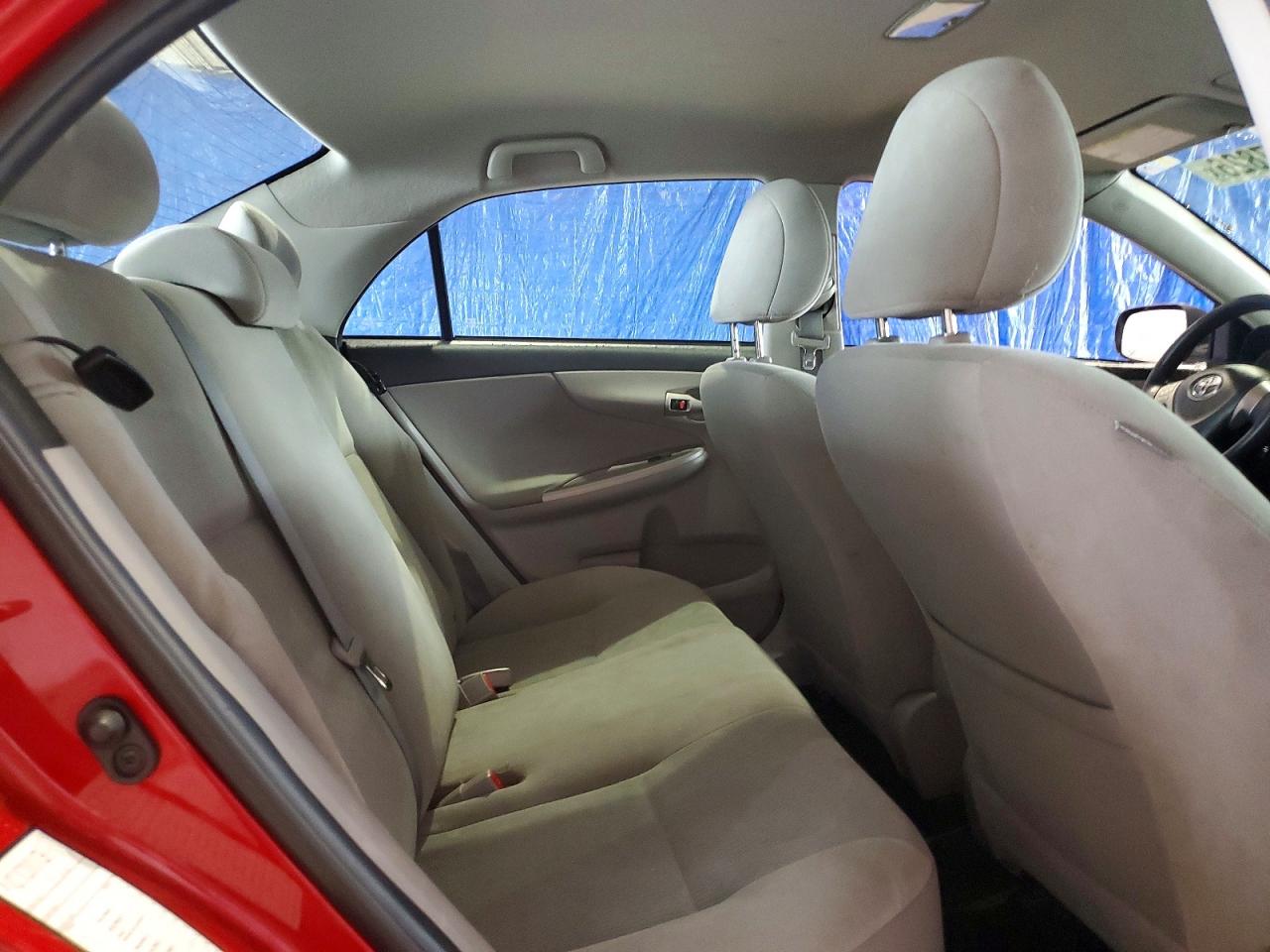 2012 Toyota Corolla Le Red vin: 2T1BU4EE0CC777720