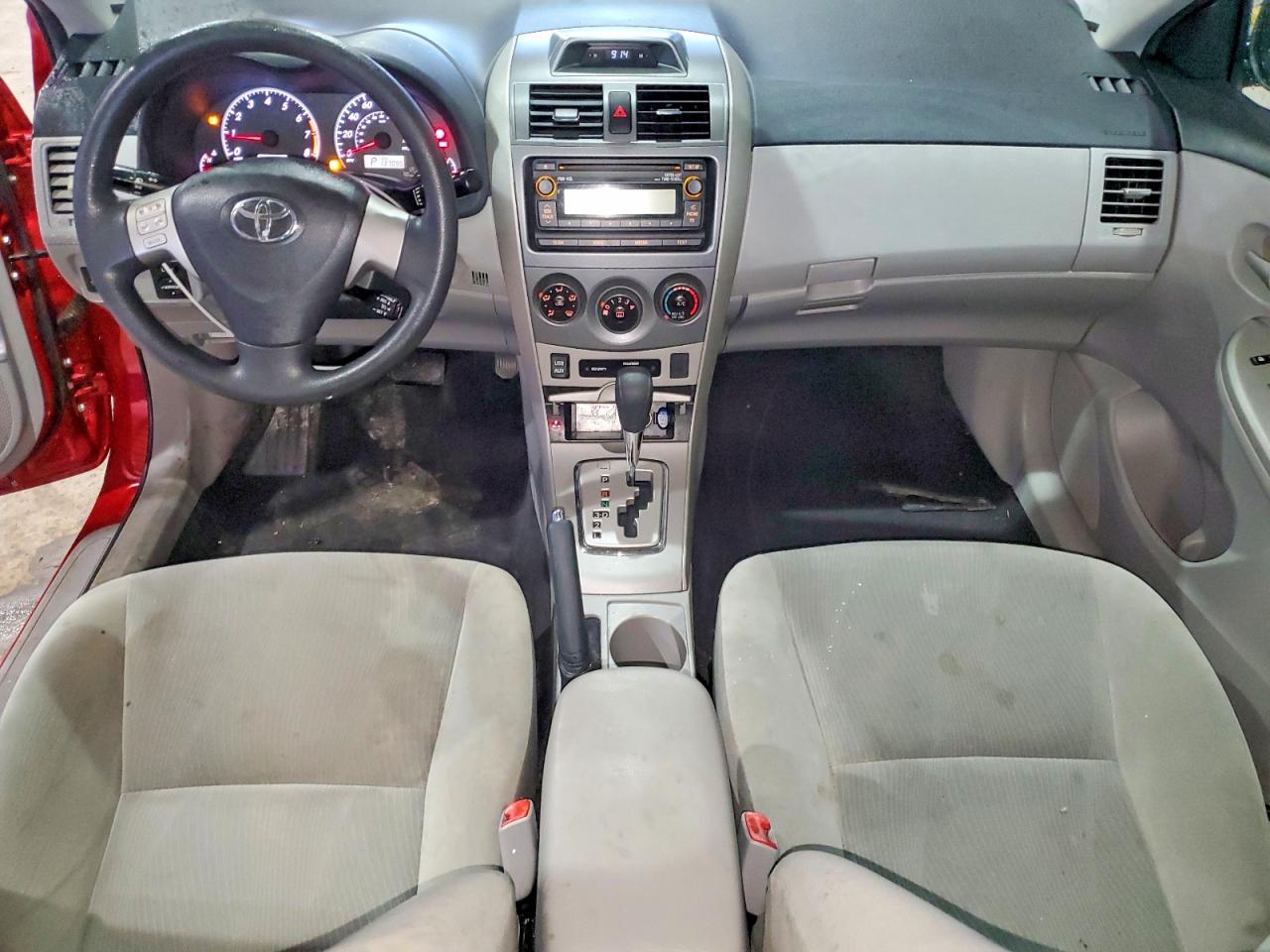 2012 Toyota Corolla Le Red vin: 2T1BU4EE0CC777720