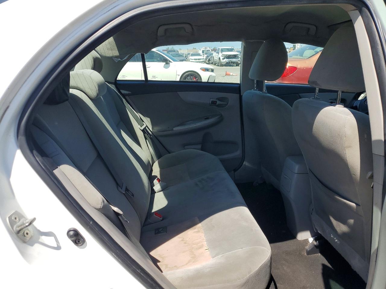 2012 Toyota Corolla Le White vin: 2T1BU4EE0CC787244