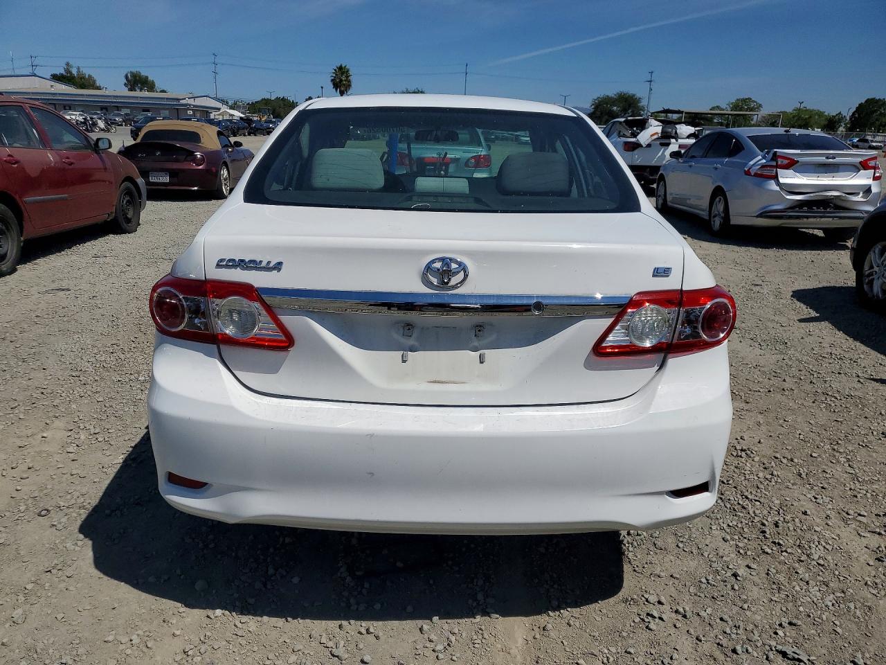 2012 Toyota Corolla Le White vin: 2T1BU4EE0CC787244
