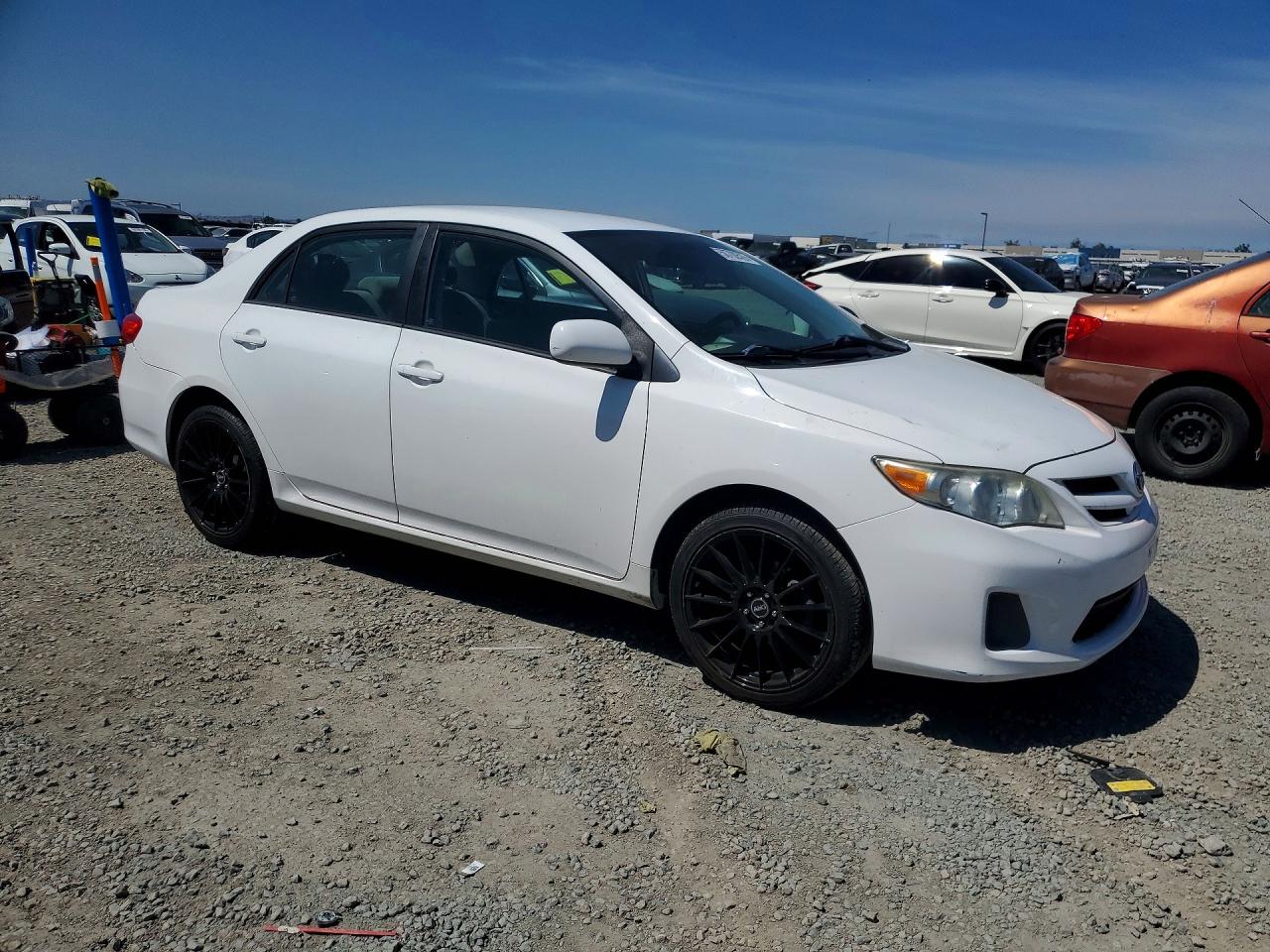 2012 Toyota Corolla Le White vin: 2T1BU4EE0CC787244