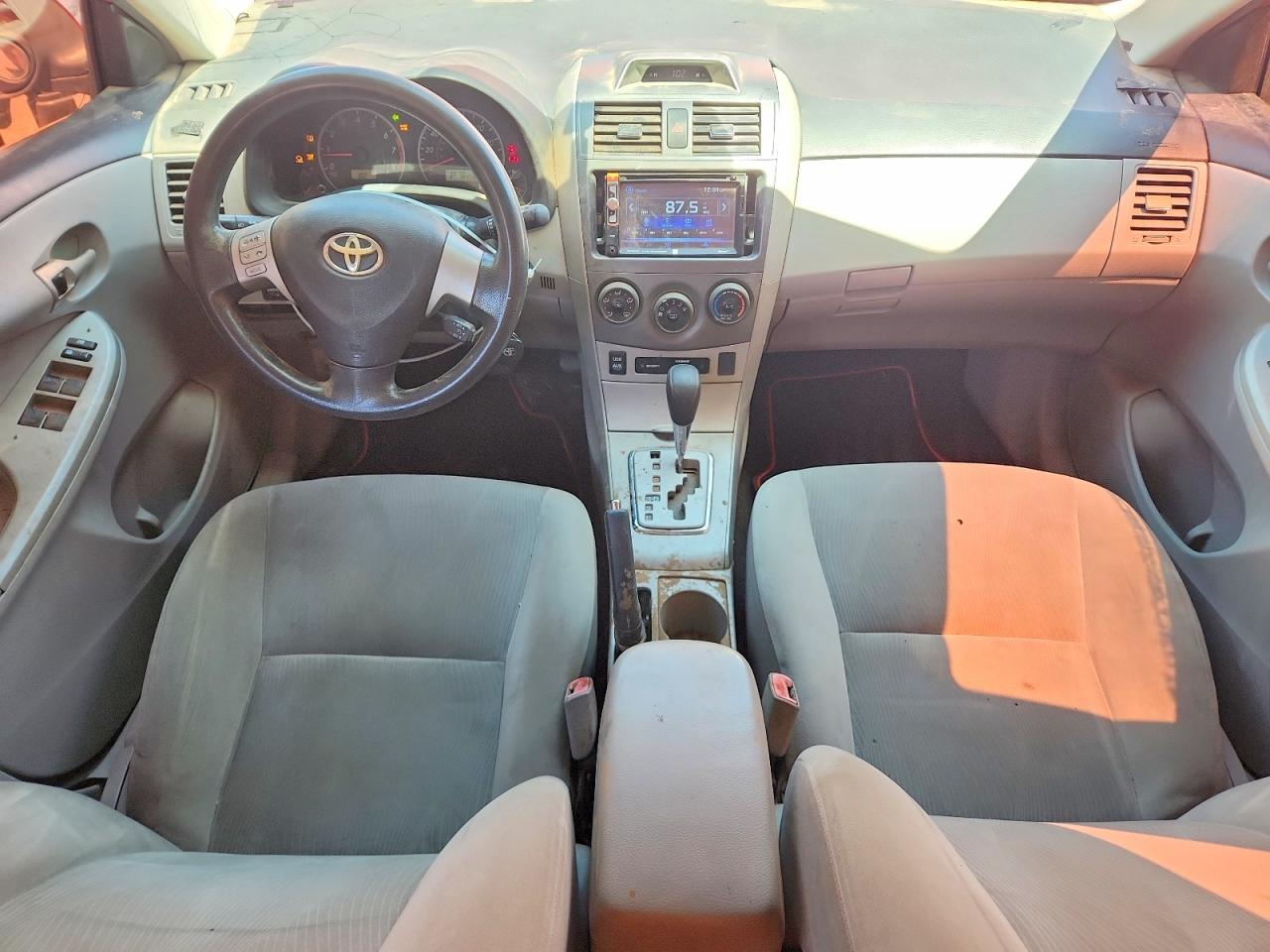 2012 Toyota Corolla Le Red vin: 2T1BU4EE0CC817925