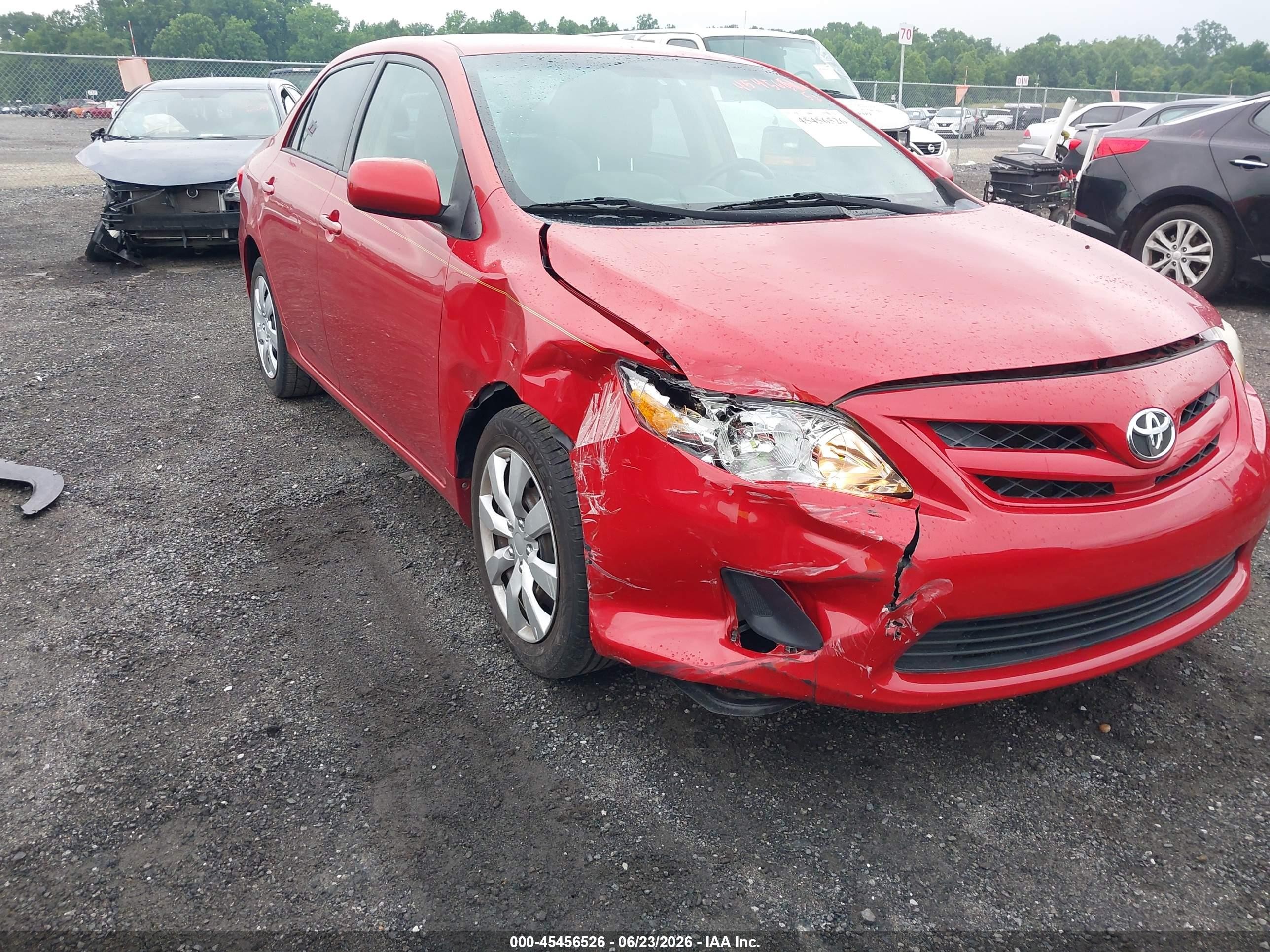2012 Toyota Corolla Le Red vin: 2T1BU4EE0CC823630