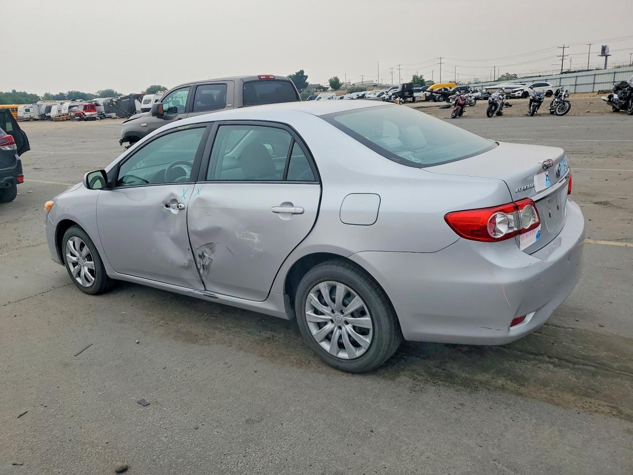 2012 Toyota Corolla Le Silver vin: 2T1BU4EE0CC826401