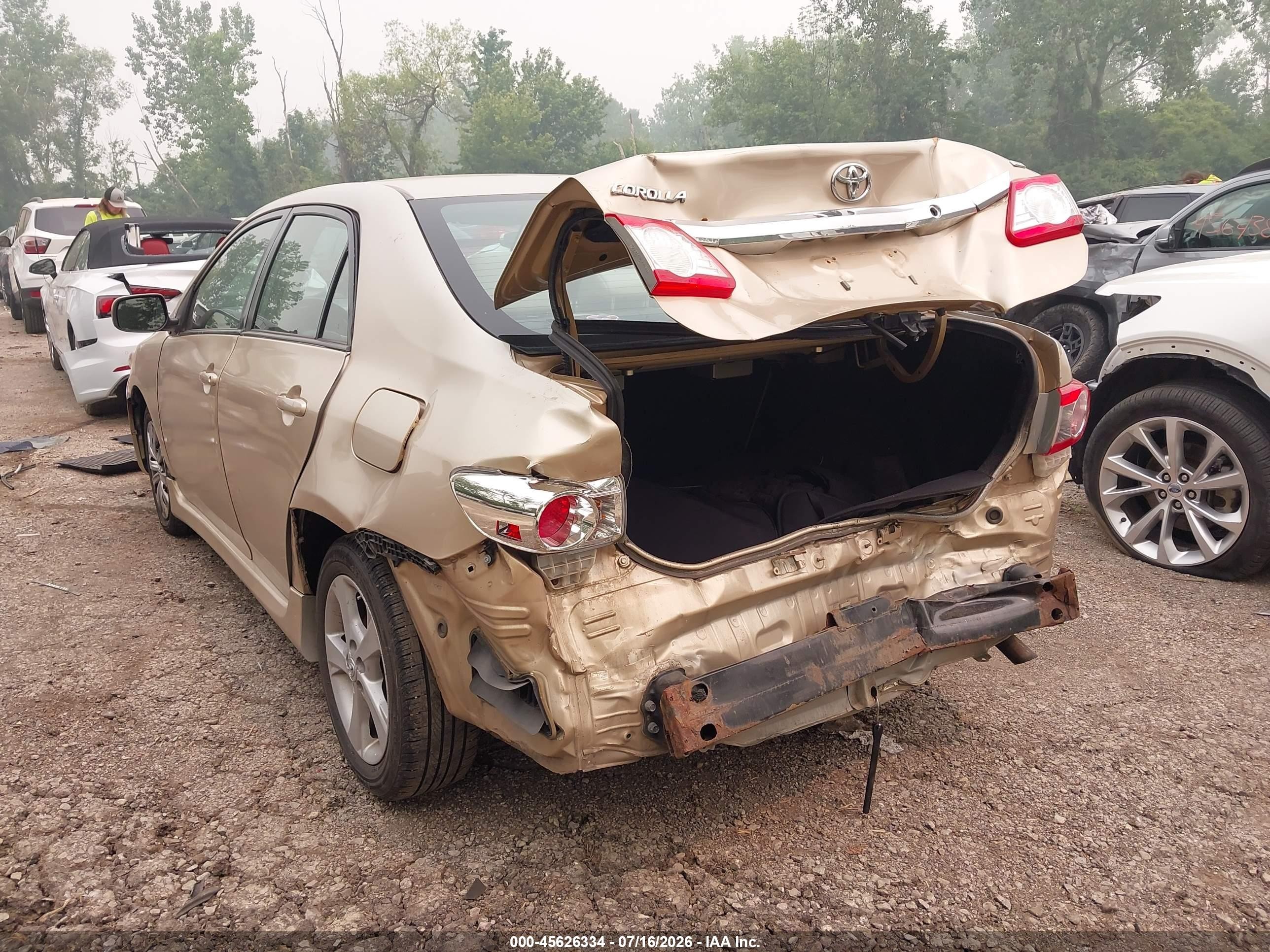 2012 Toyota Corolla Le Brown vin: 2T1BU4EE0CC829007