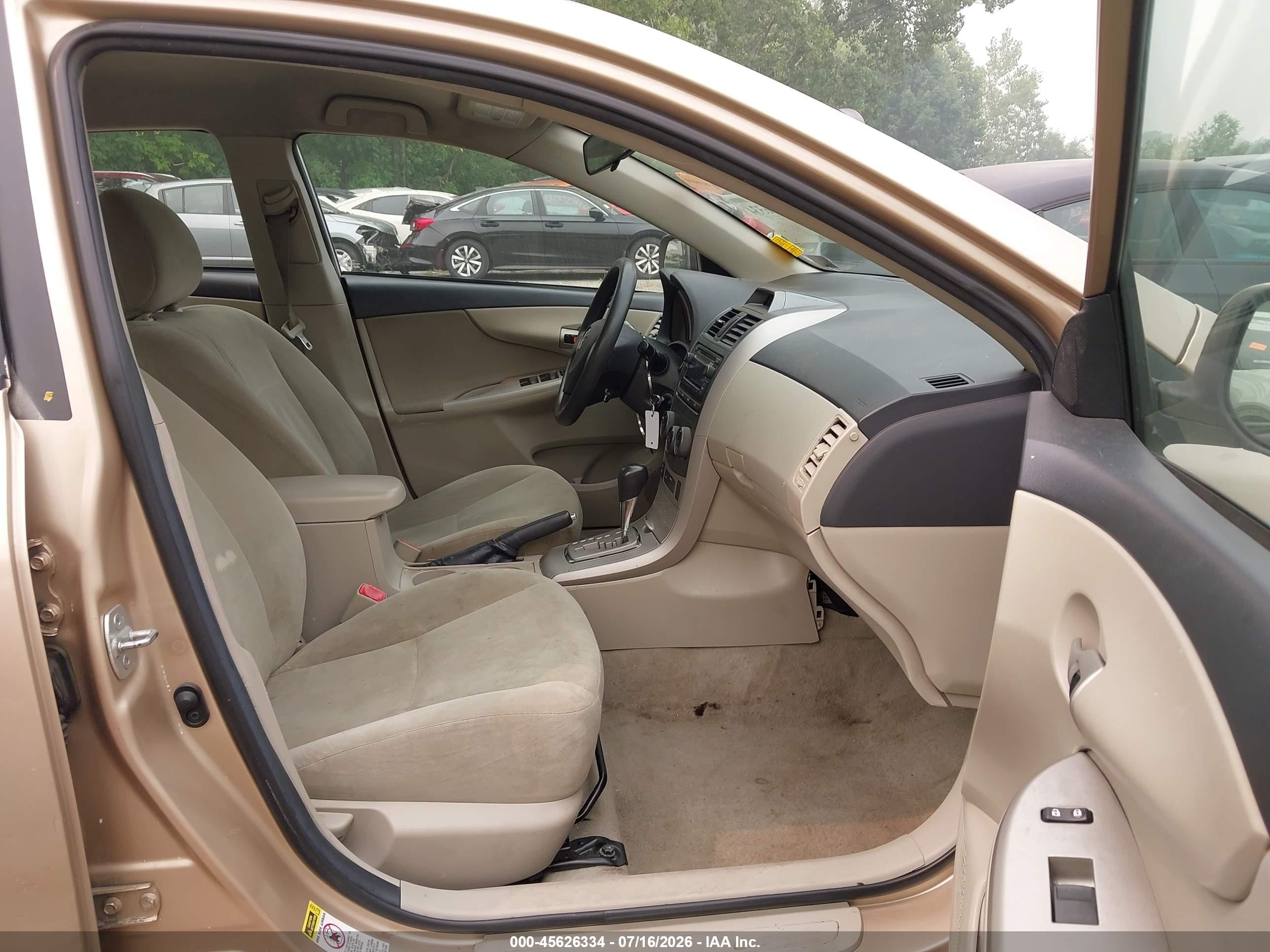 2012 Toyota Corolla Le Brown vin: 2T1BU4EE0CC829007