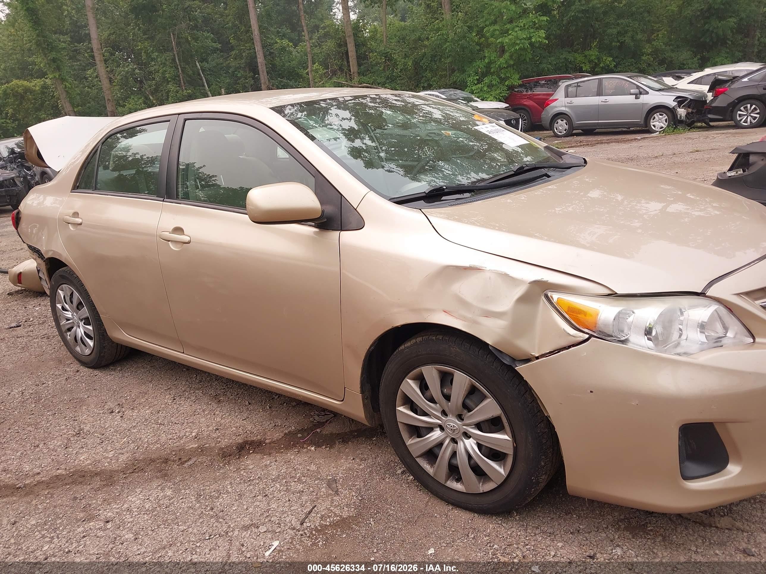 2012 Toyota Corolla Le Brown vin: 2T1BU4EE0CC829007