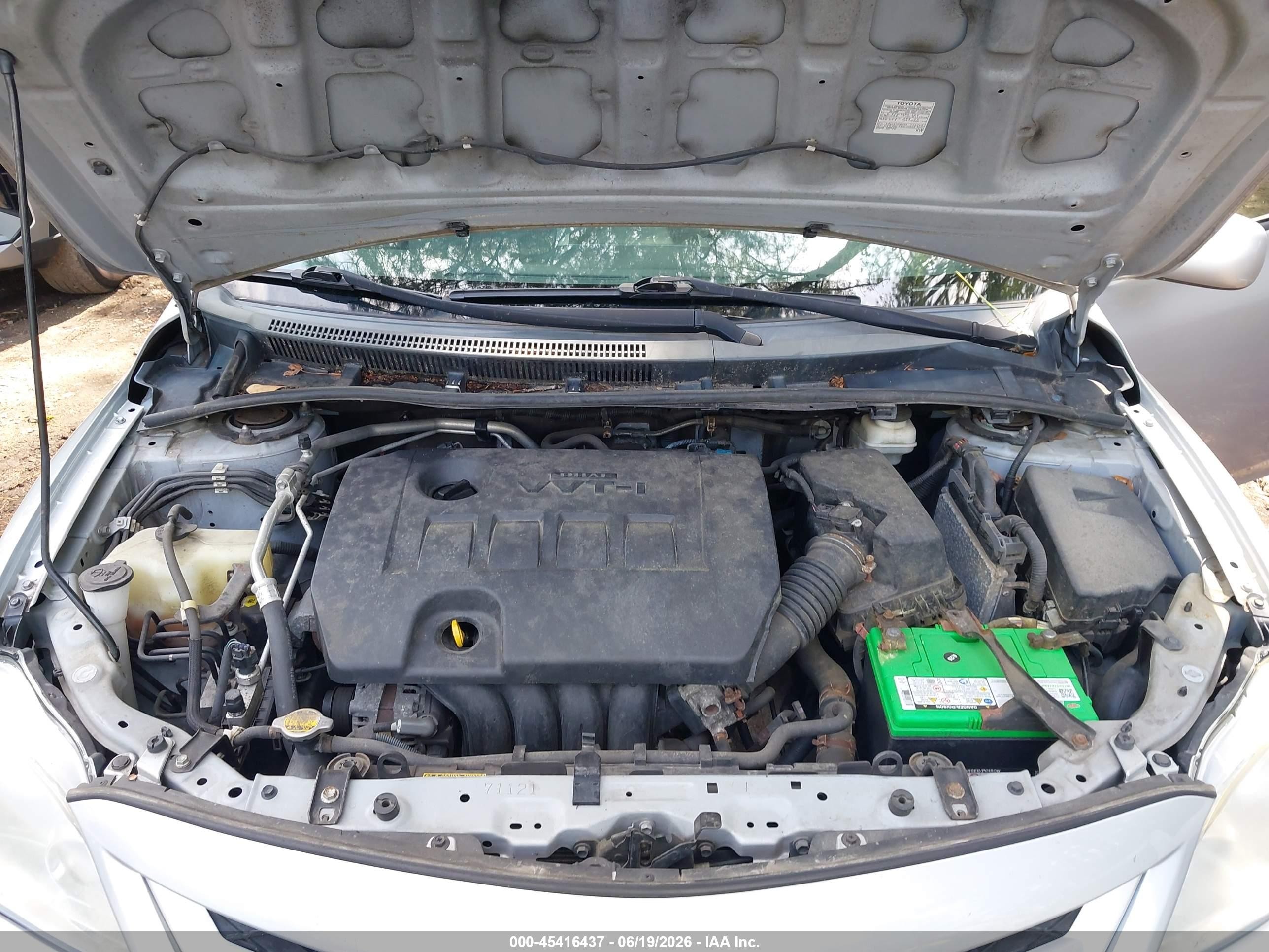 2012 Toyota Corolla Le Silver vin: 2T1BU4EE0CC831033