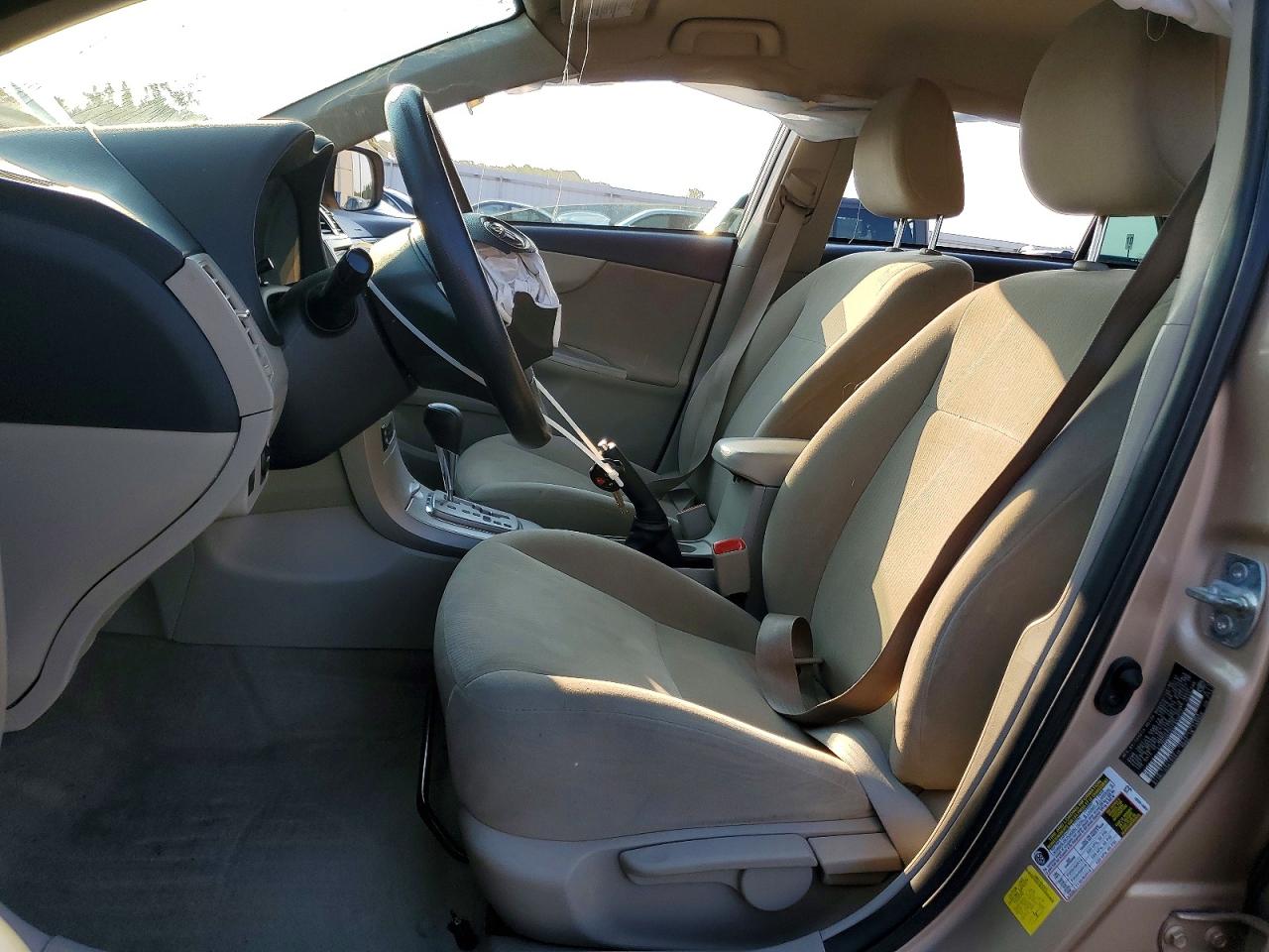 2012 Toyota Corolla Le Beige vin: 2T1BU4EE0CC840072