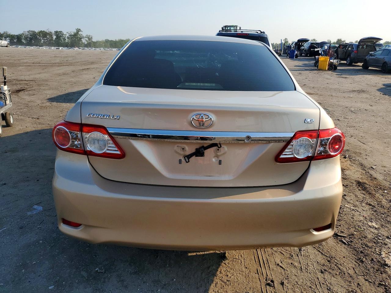 2012 Toyota Corolla Le Beige vin: 2T1BU4EE0CC840072